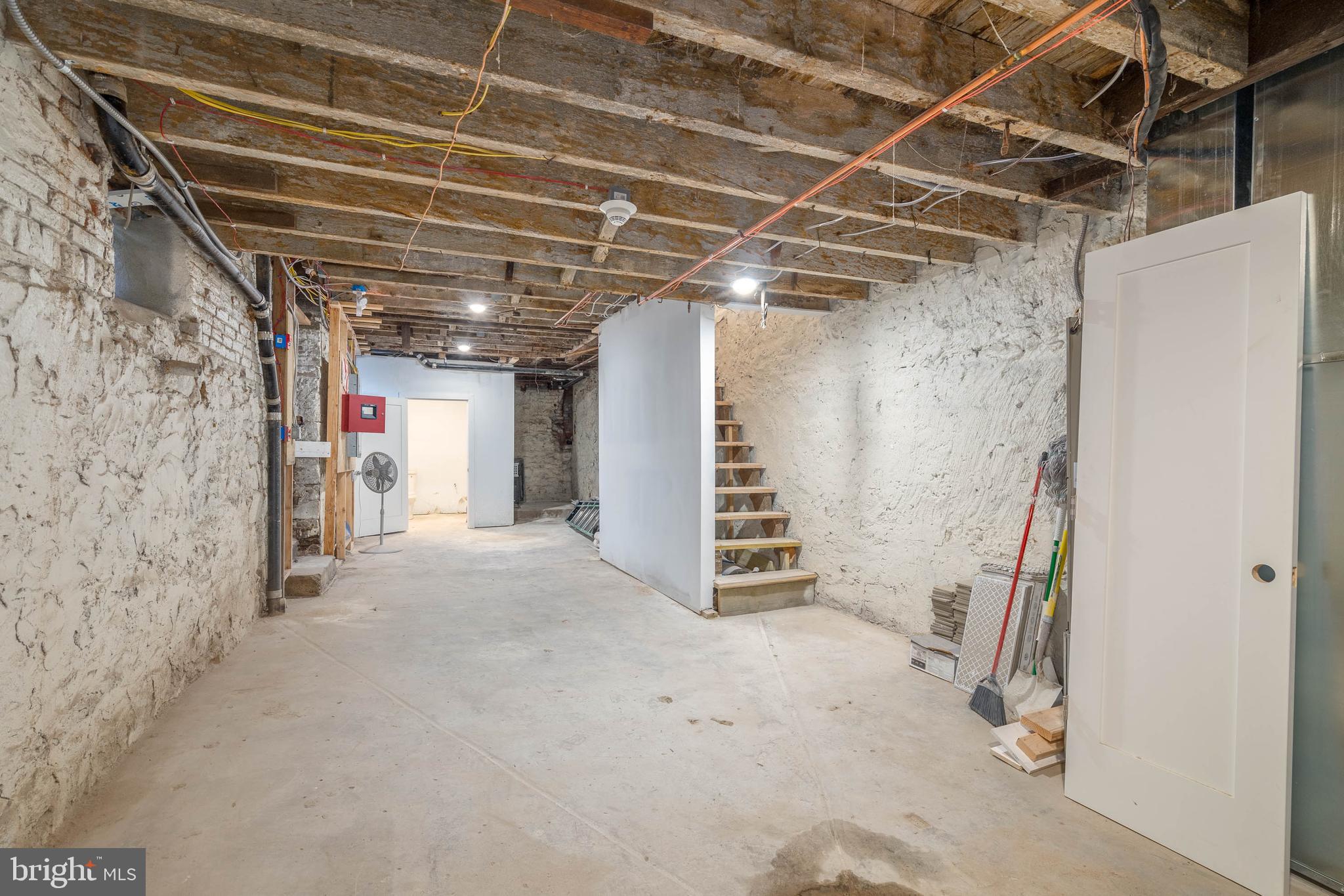 Real estate listing preview #30