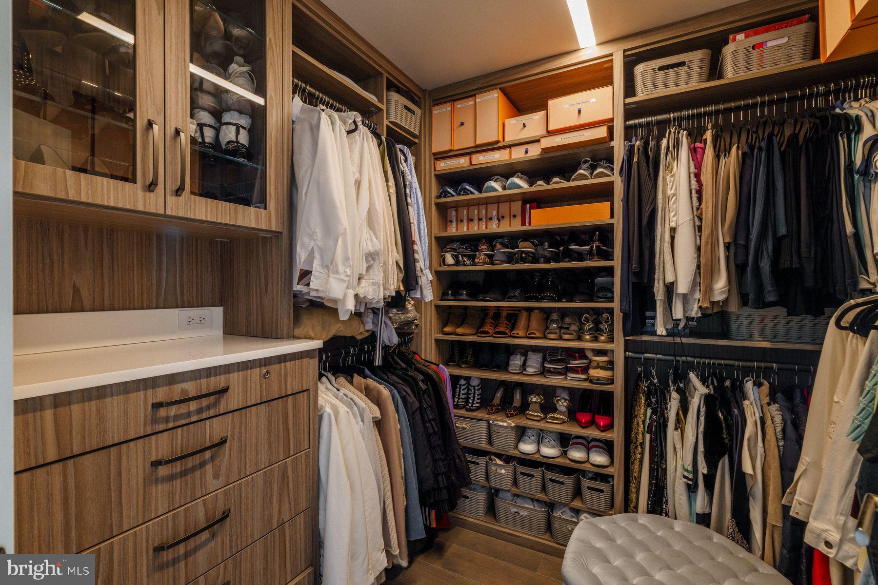 Real estate listing preview #25