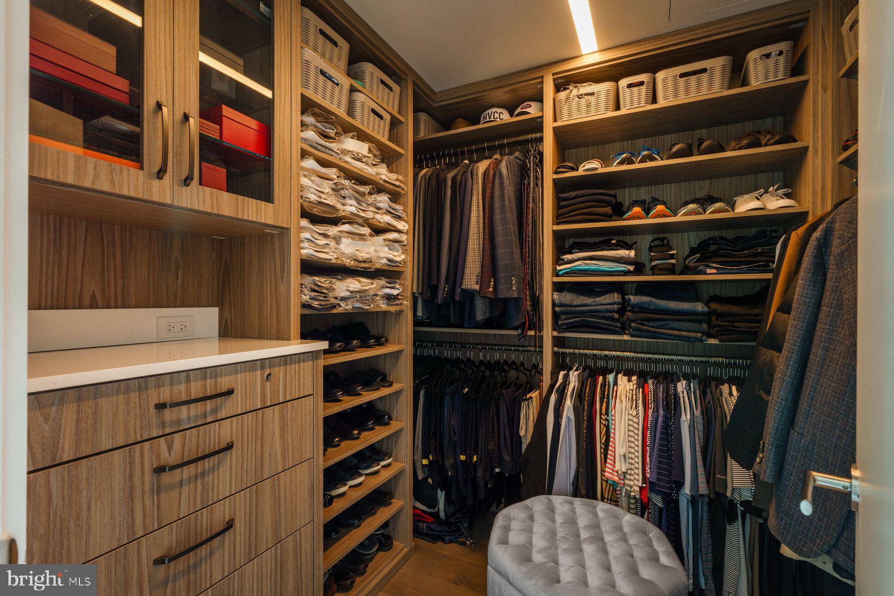 Real estate listing preview #24