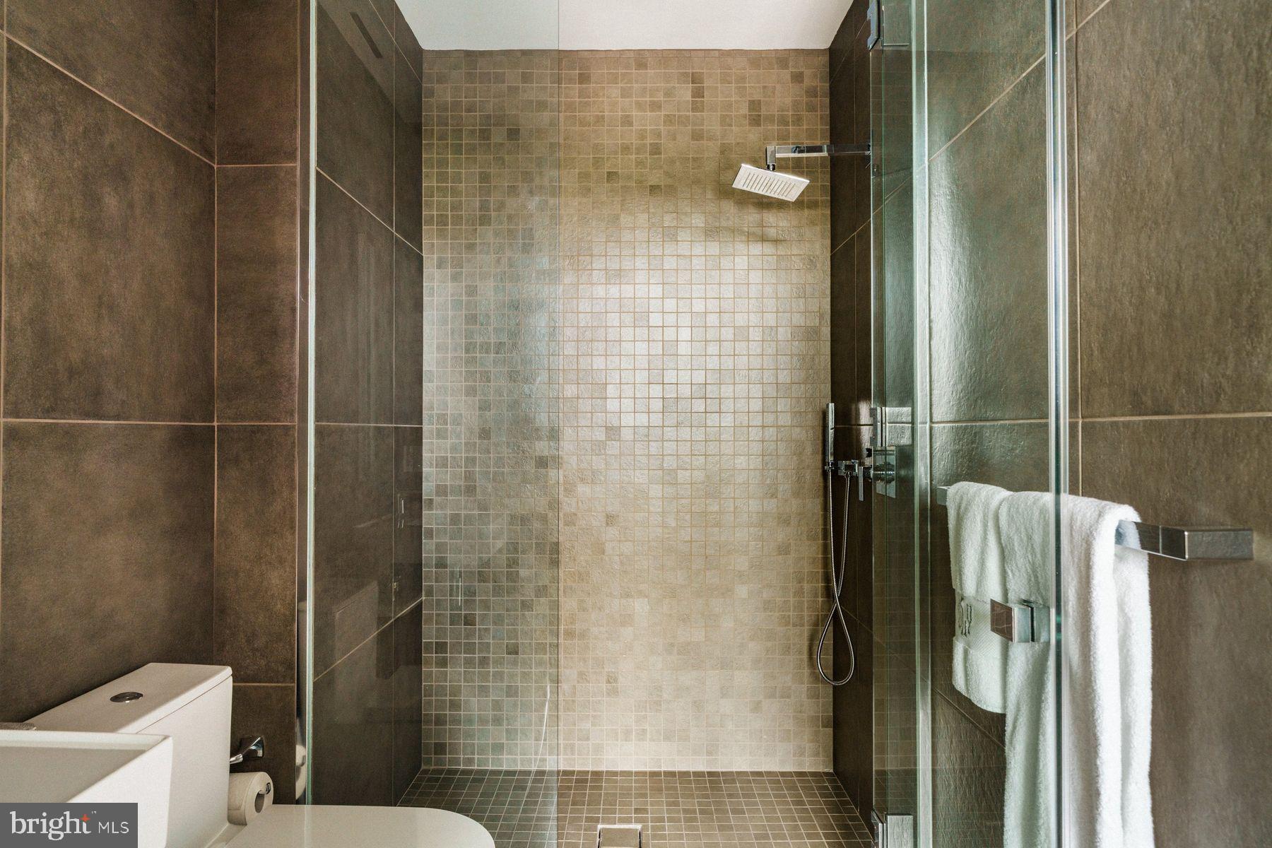 Real estate listing preview #29