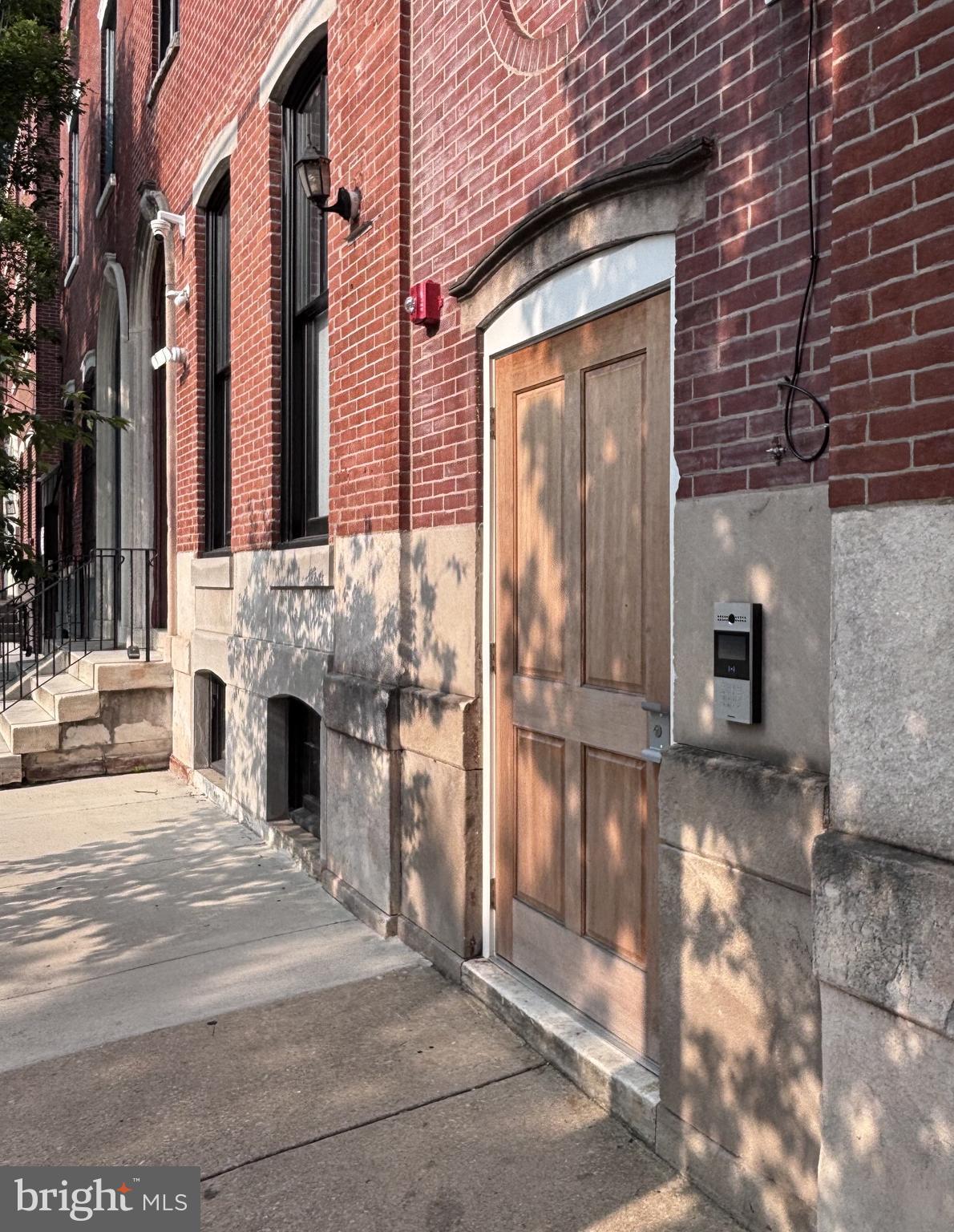 Real estate listing preview #3