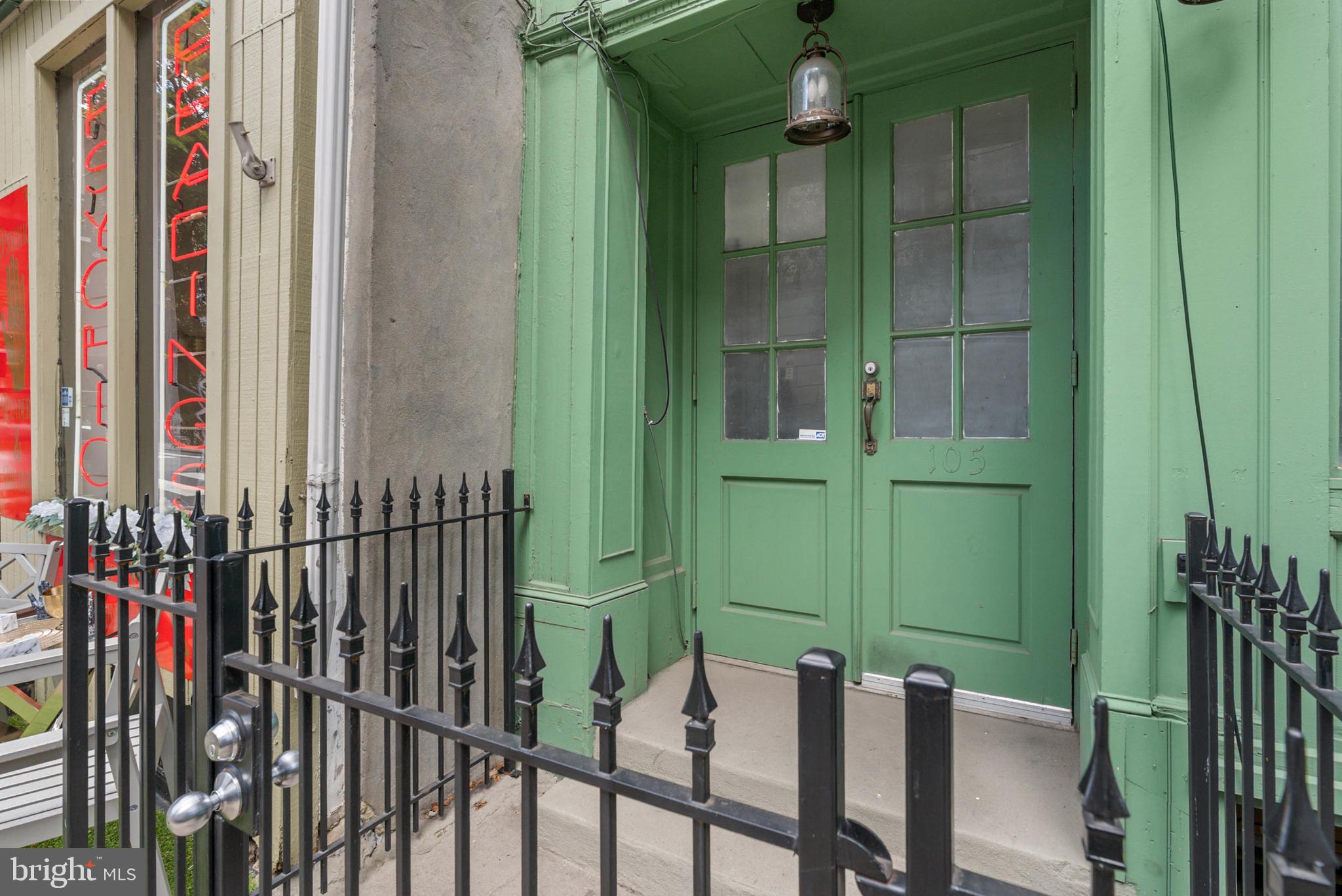 Real estate listing preview #14