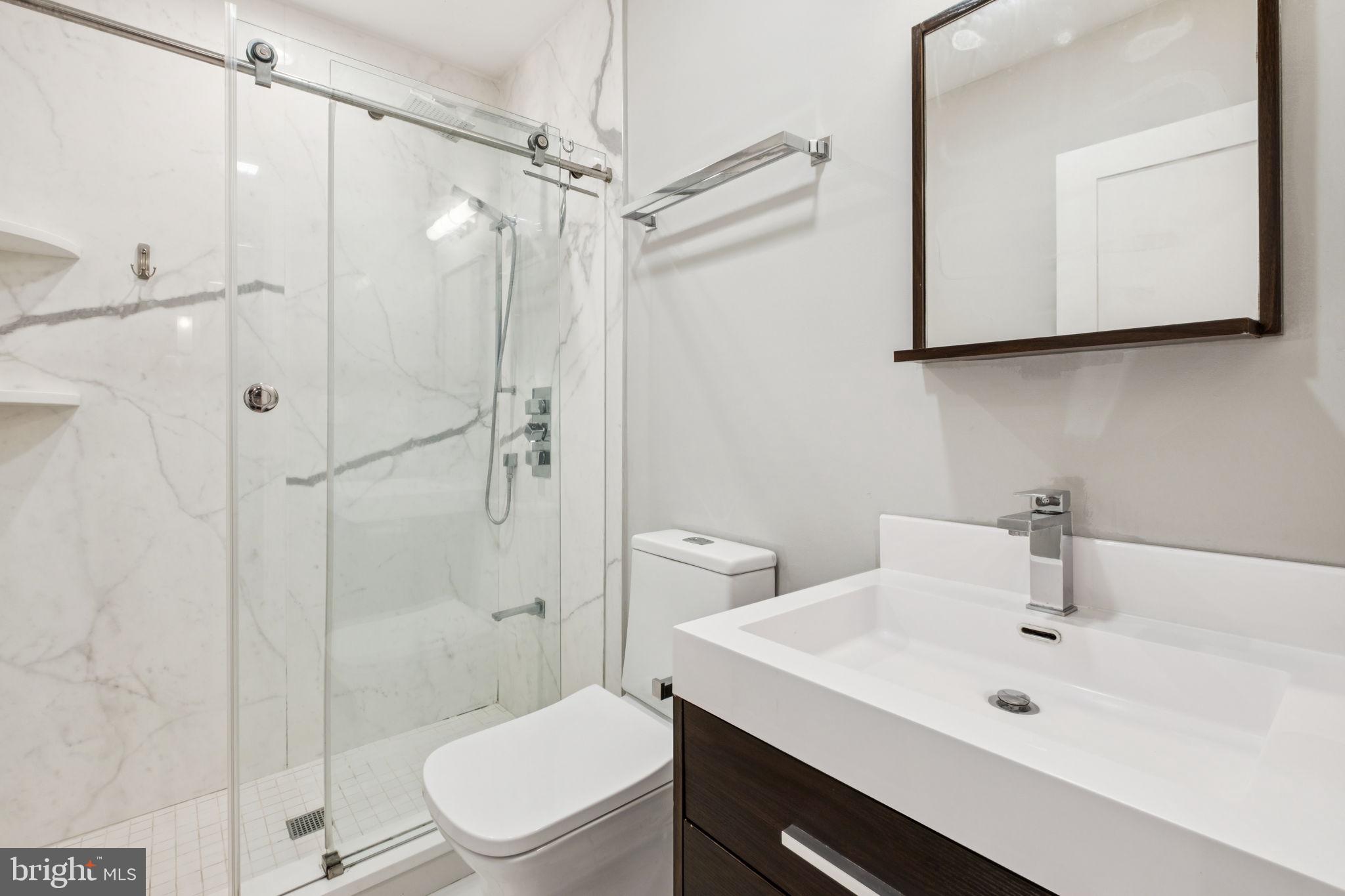 Real estate listing preview #6