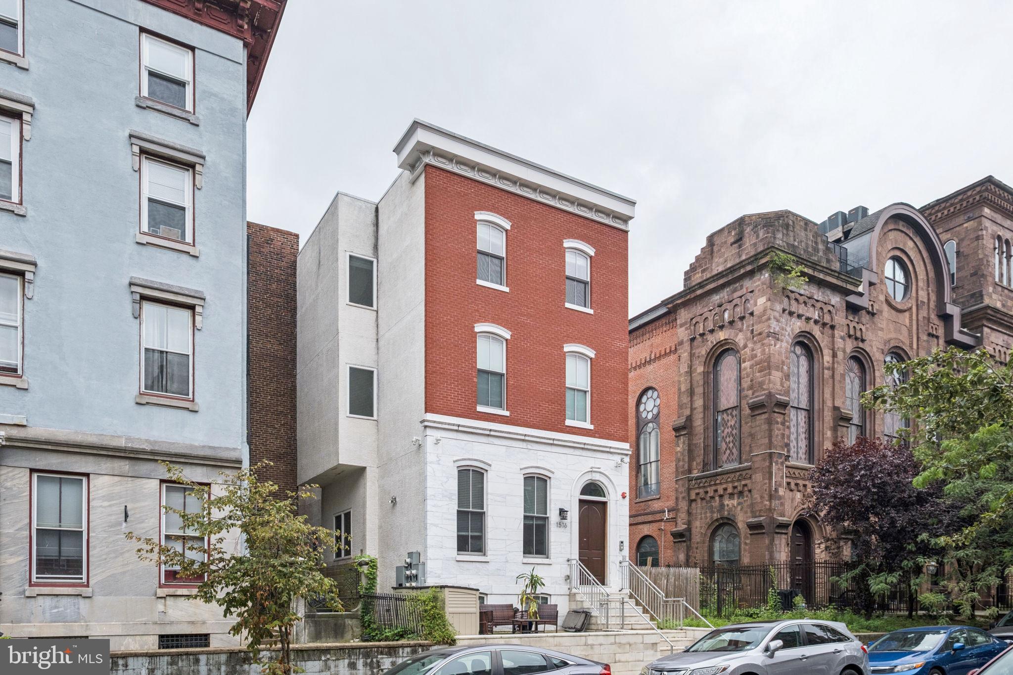 Real estate listing preview #2