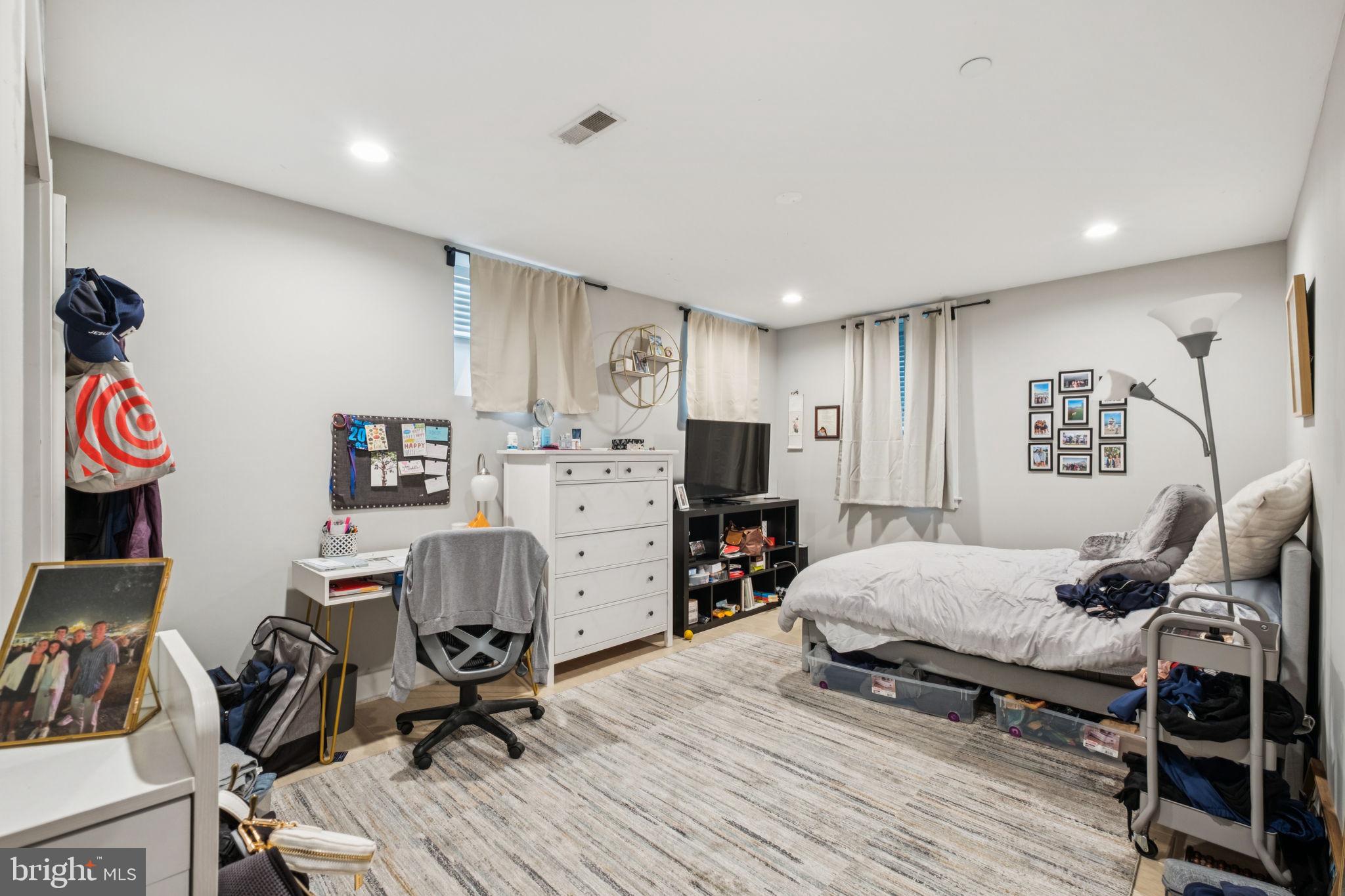 Real estate listing preview #28