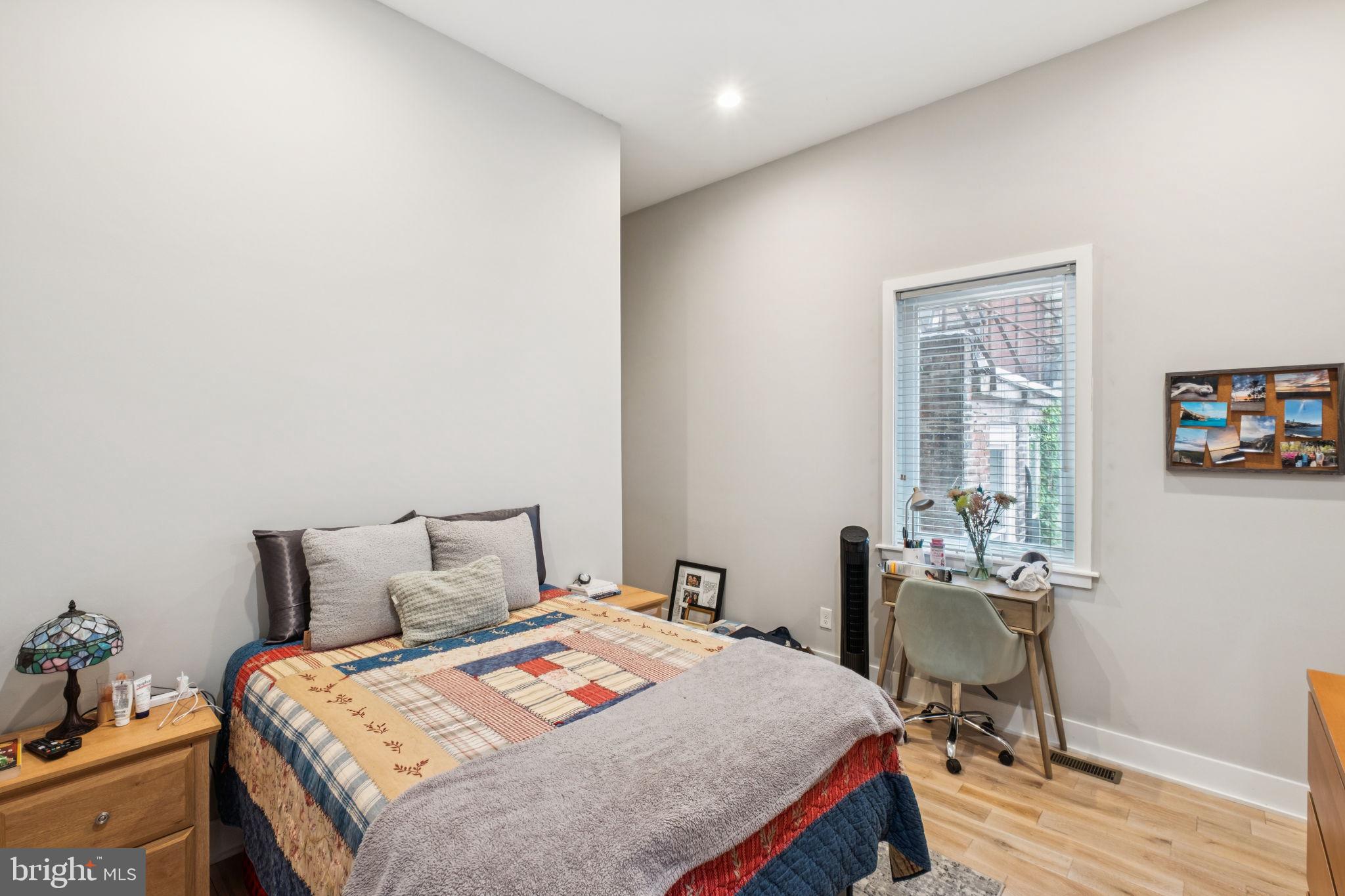 Real estate listing preview #24