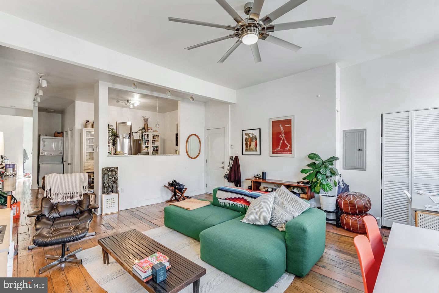 Real estate listing preview #7