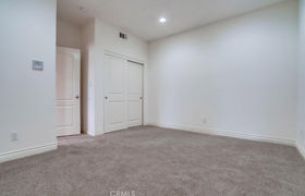 Real estate listing preview #15