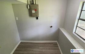 Real estate listing preview #12