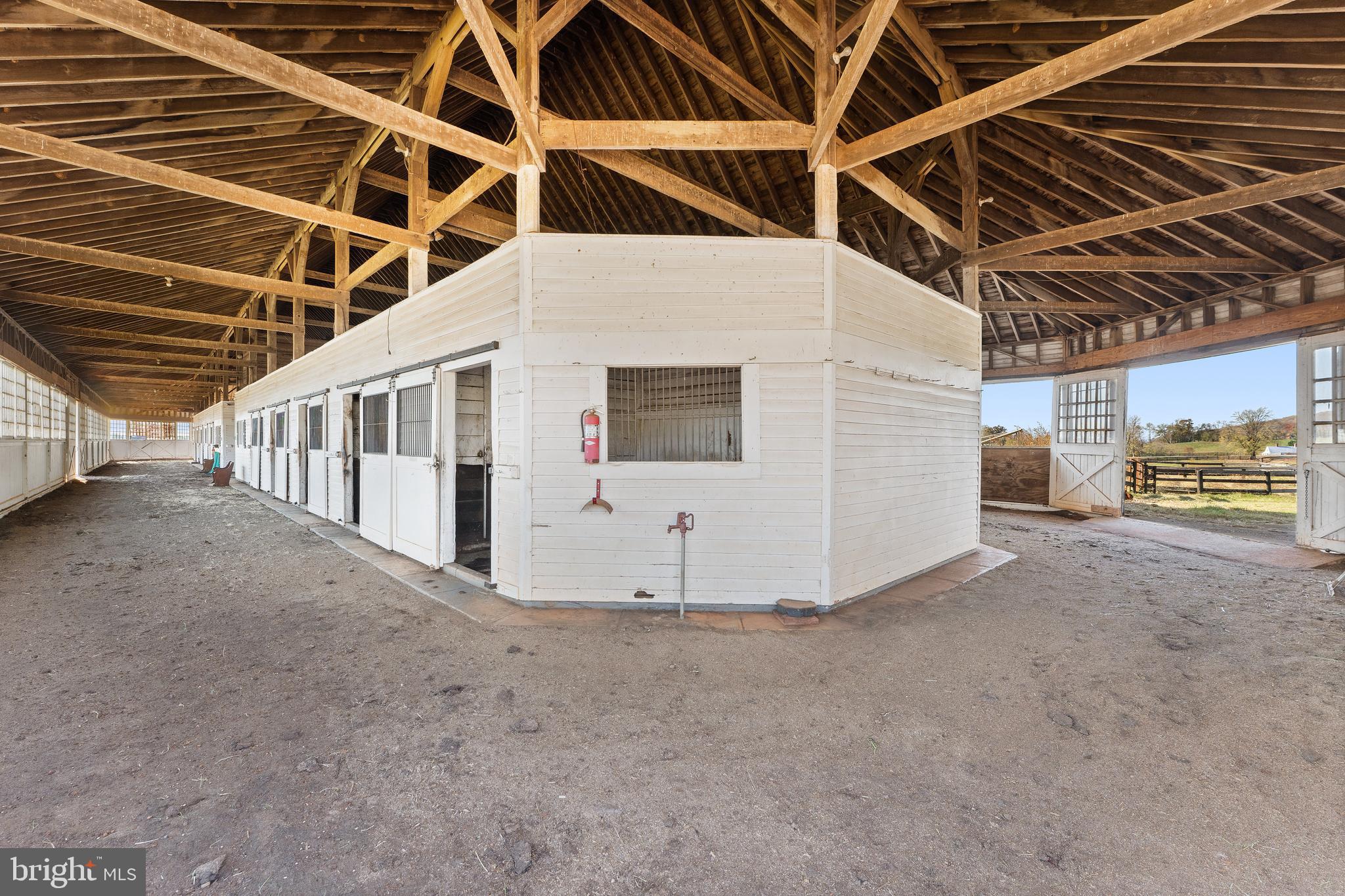 Real estate listing preview #9