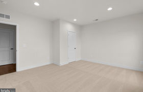 Real estate listing preview #42