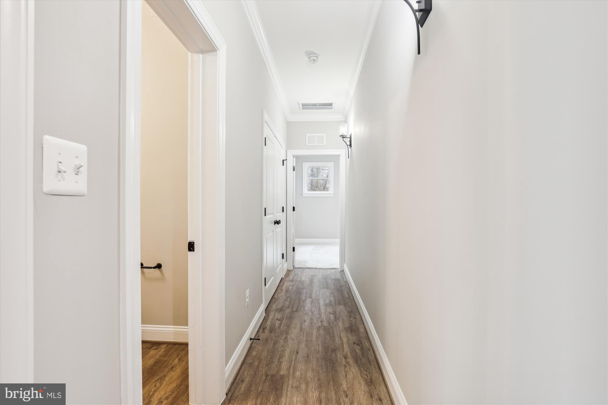 Real estate listing preview #24