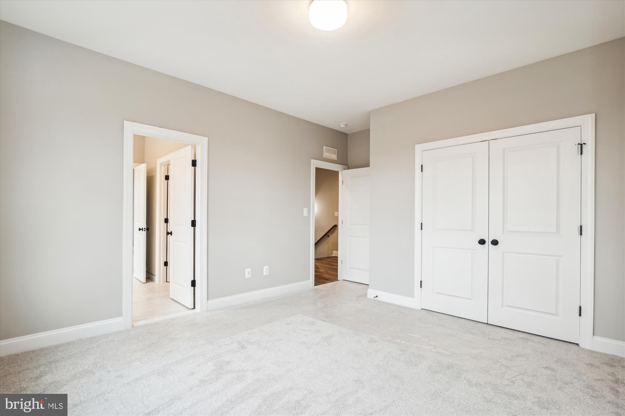 Real estate listing preview #37