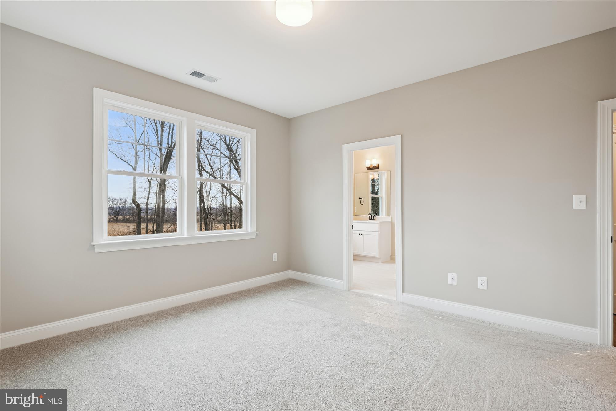 Real estate listing preview #36