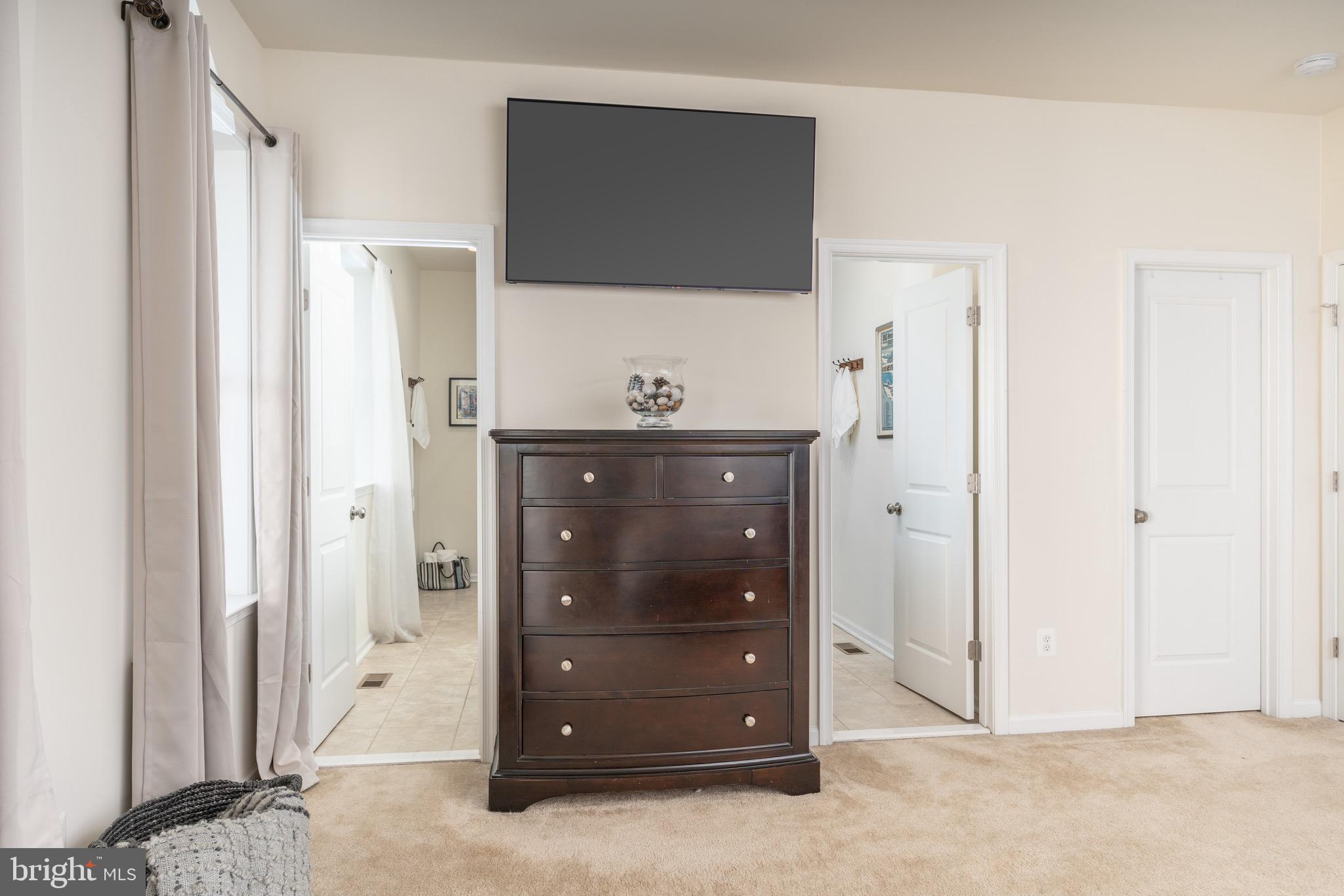 Real estate listing preview #34