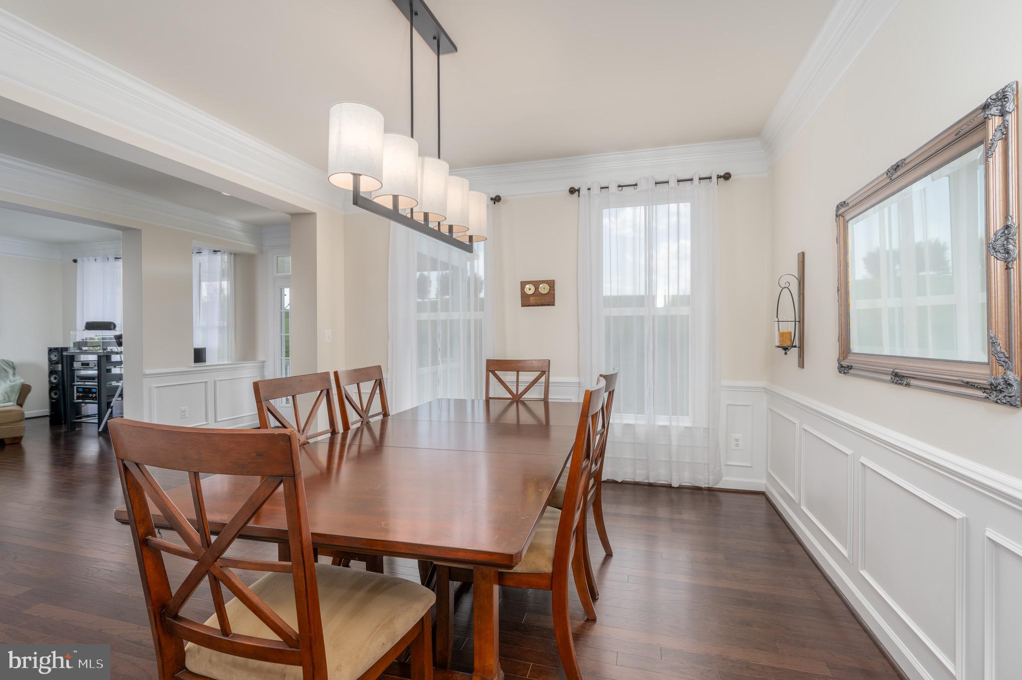 Real estate listing preview #13