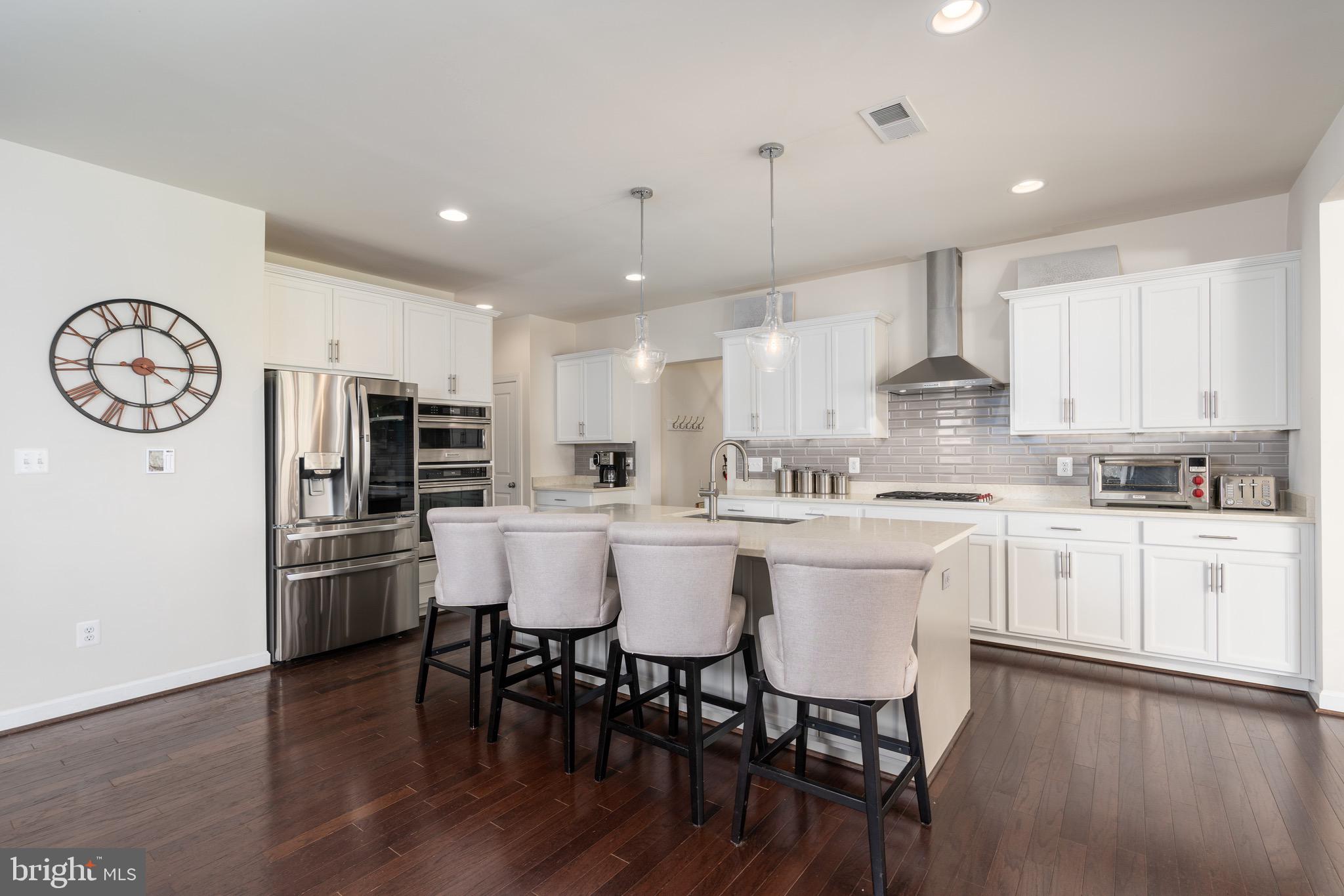 Real estate listing preview #23