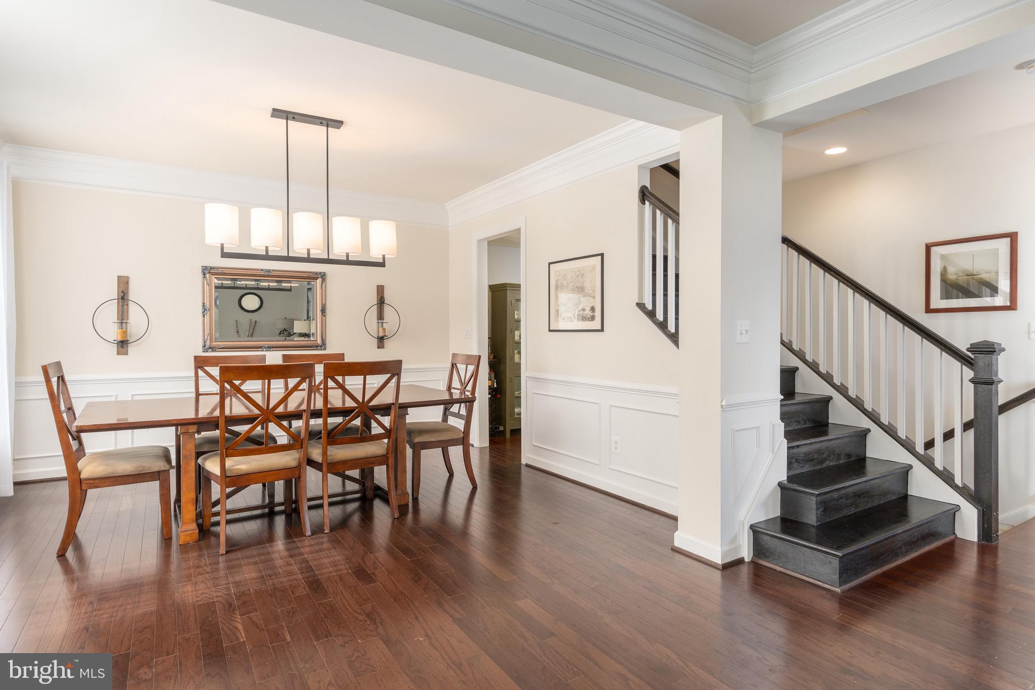 Real estate listing preview #12