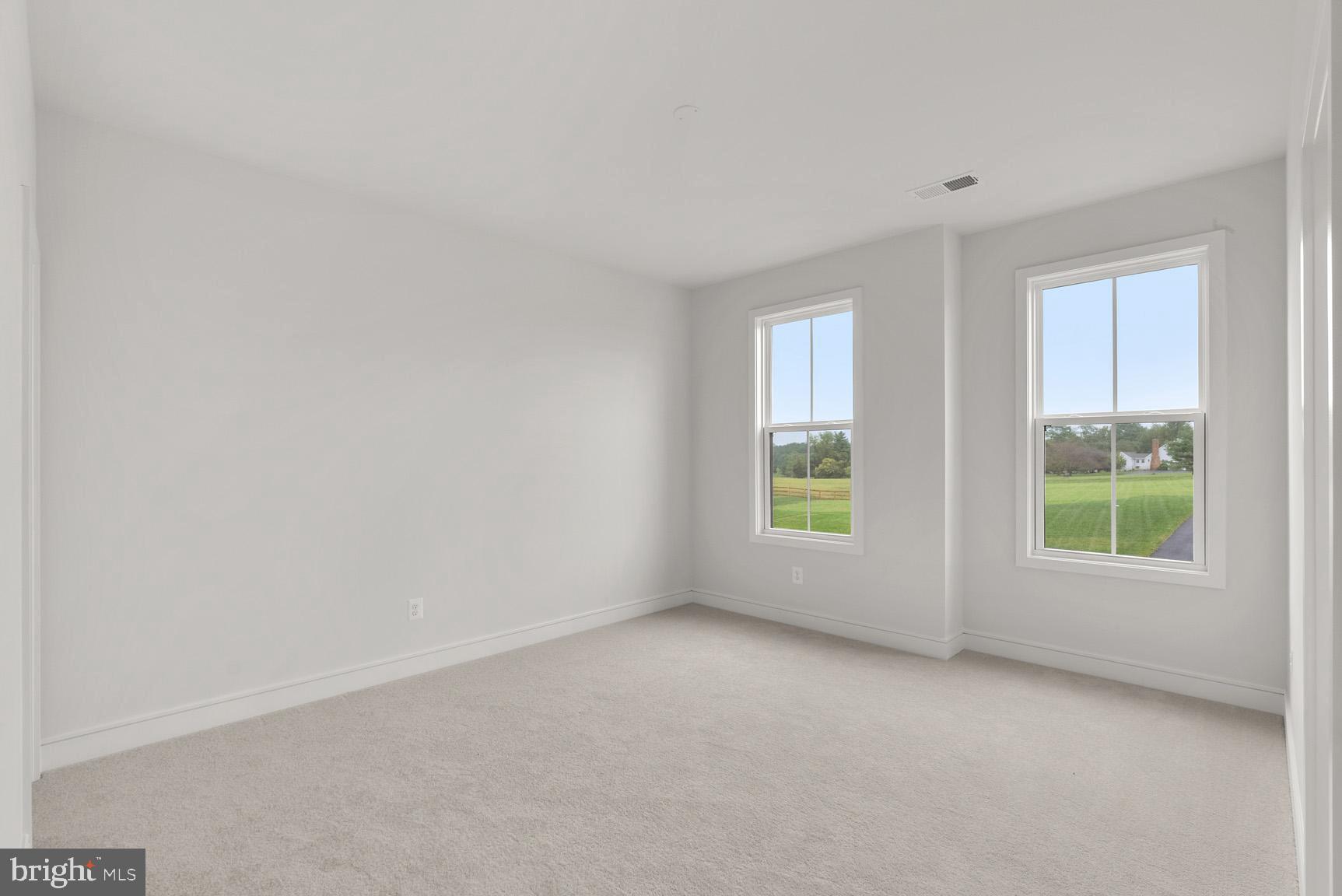 Real estate listing preview #35