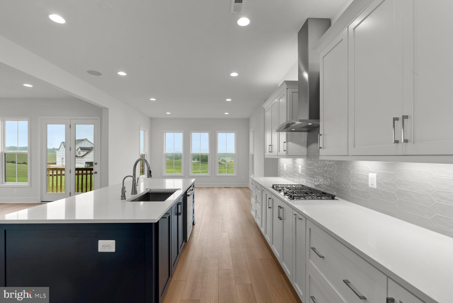 Real estate listing preview #11