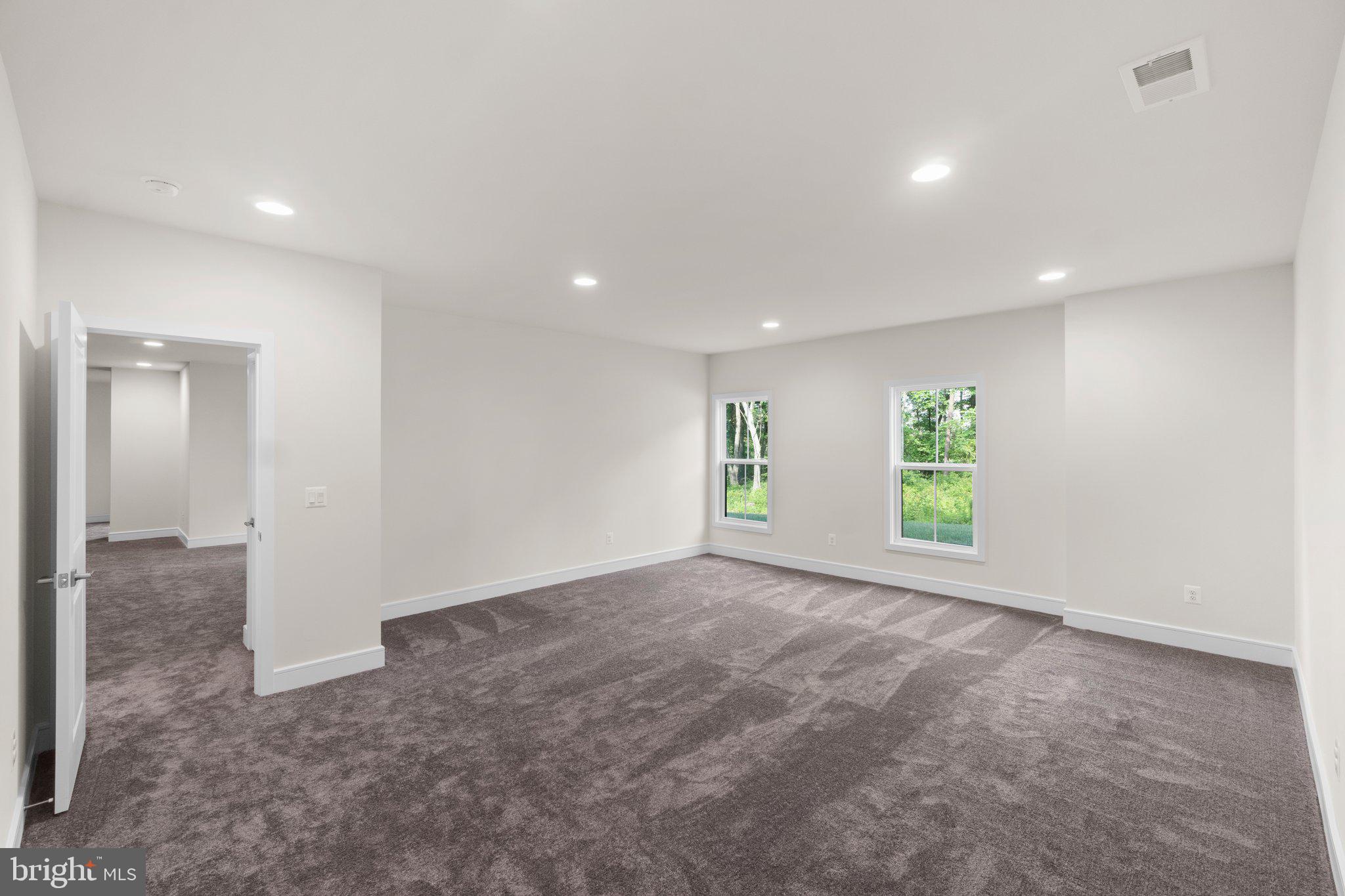 Real estate listing preview #16