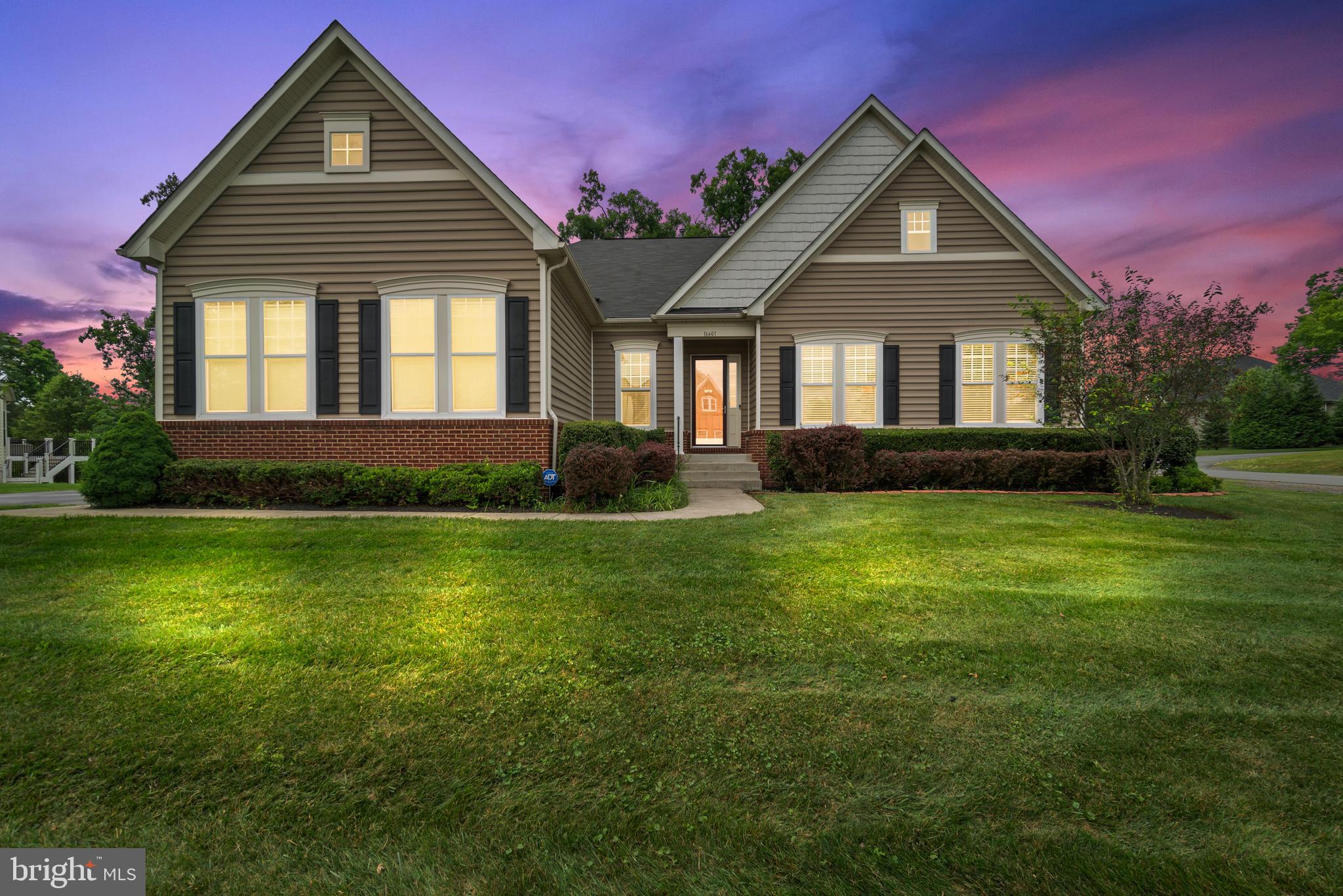 Real estate listing preview #4