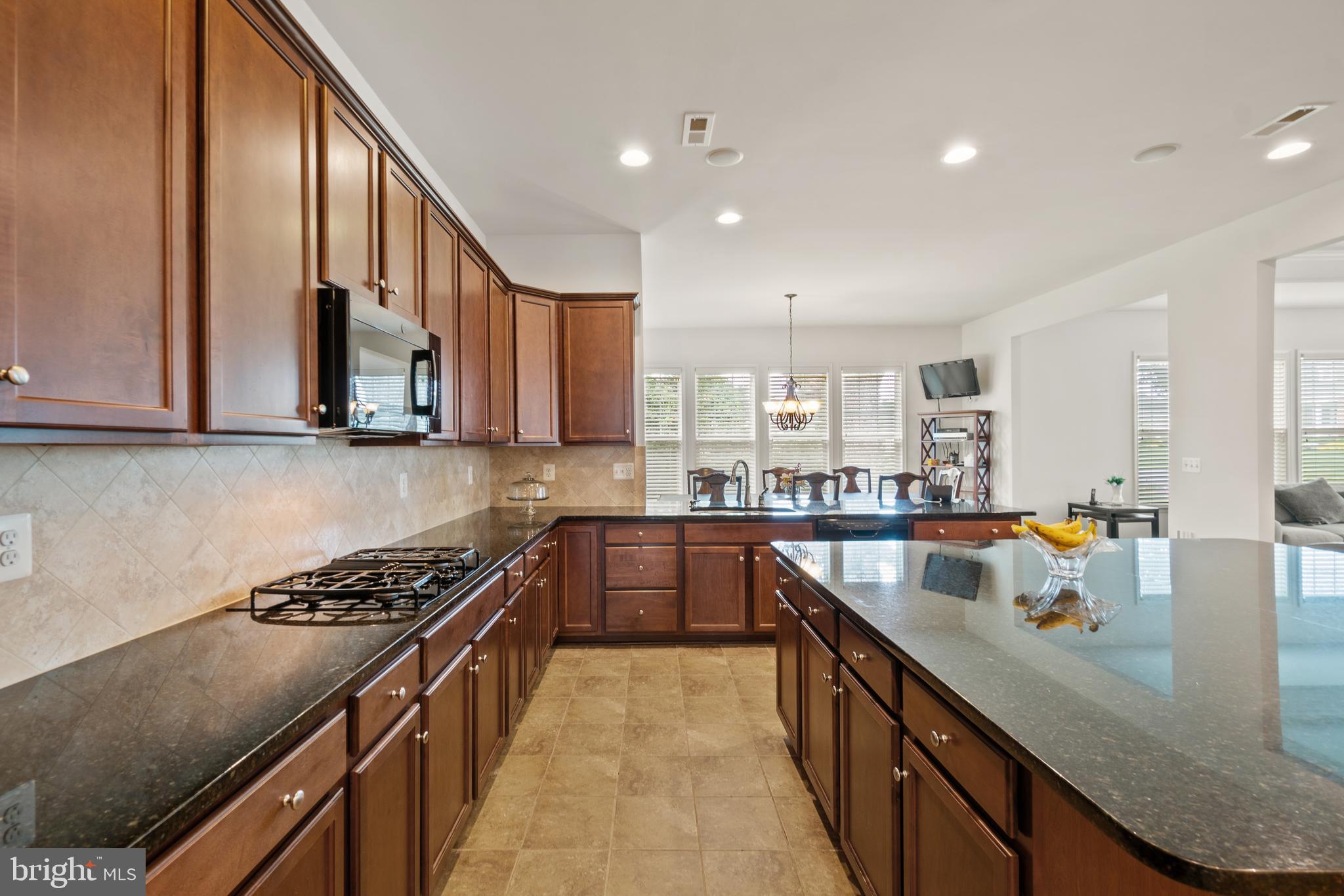 Real estate listing preview #25