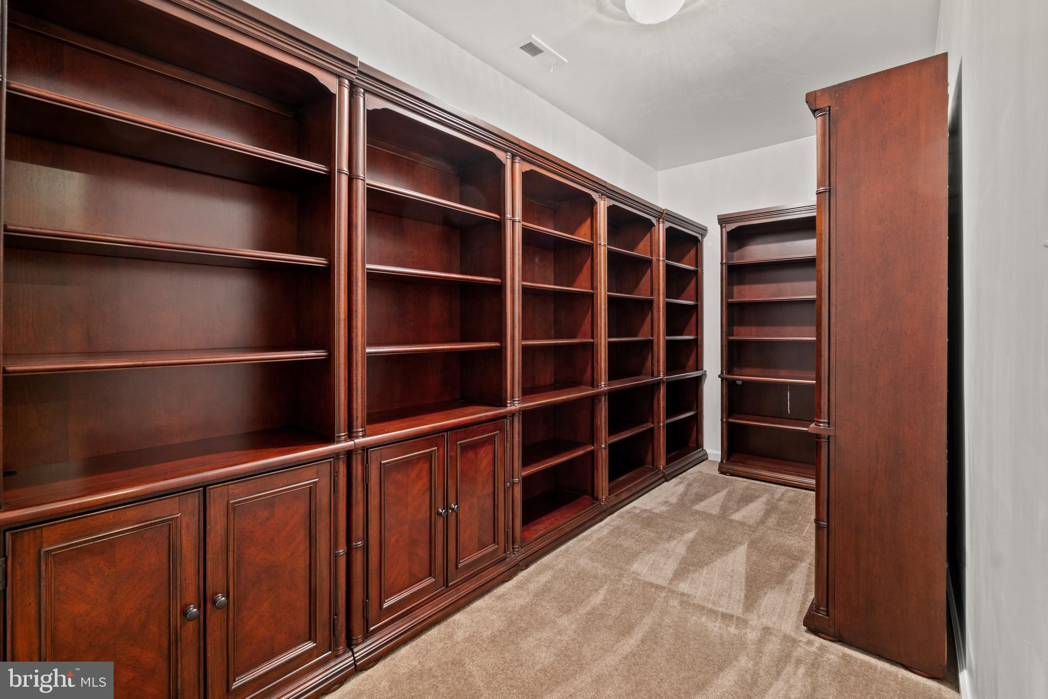 Real estate listing preview #48