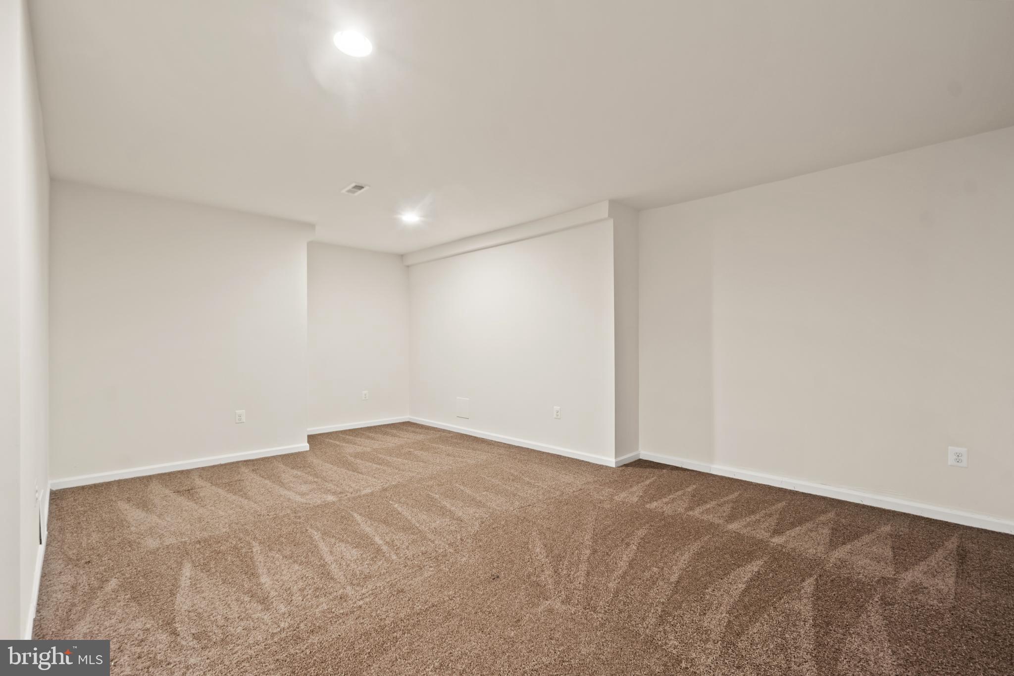 Real estate listing preview #53