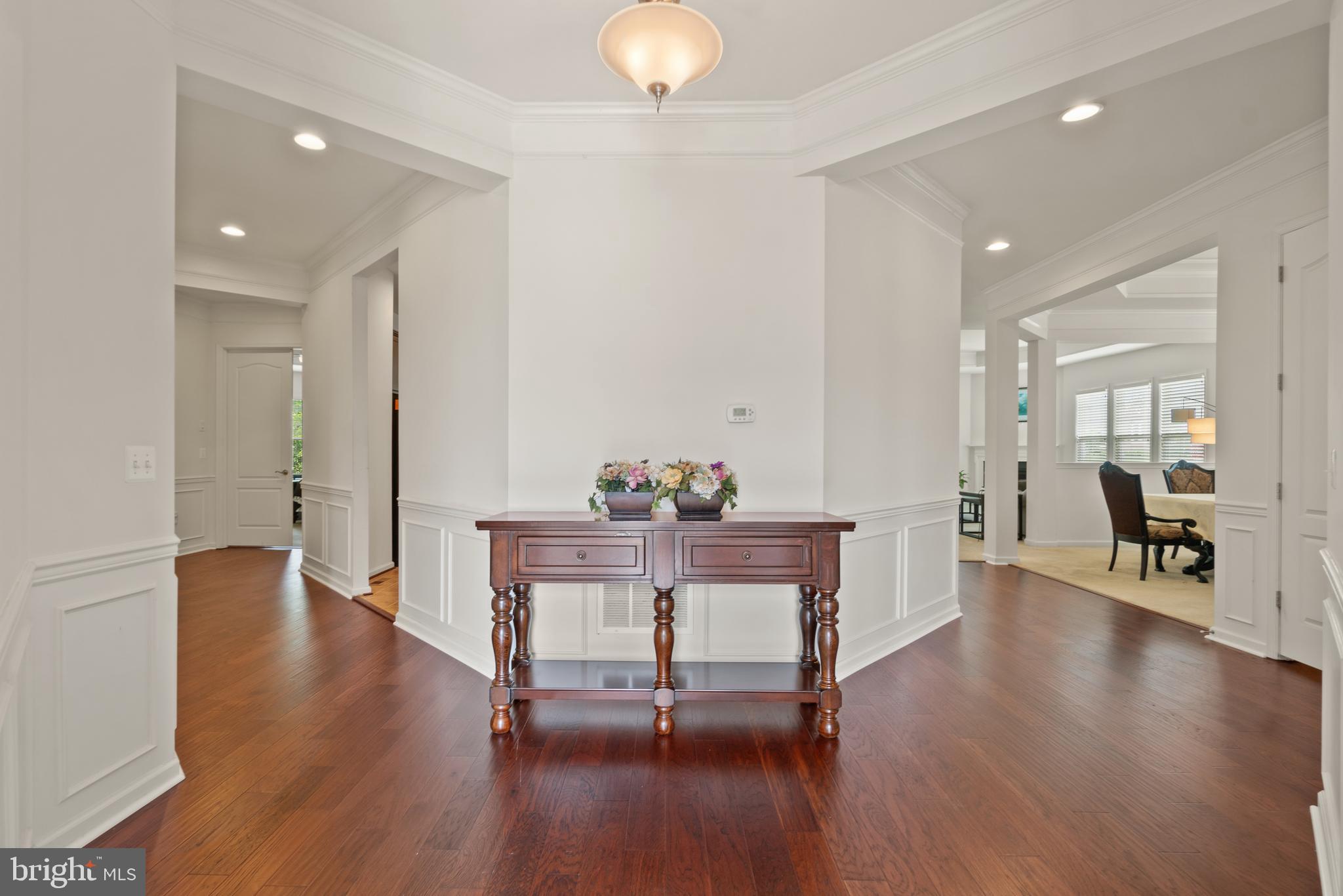 Real estate listing preview #10