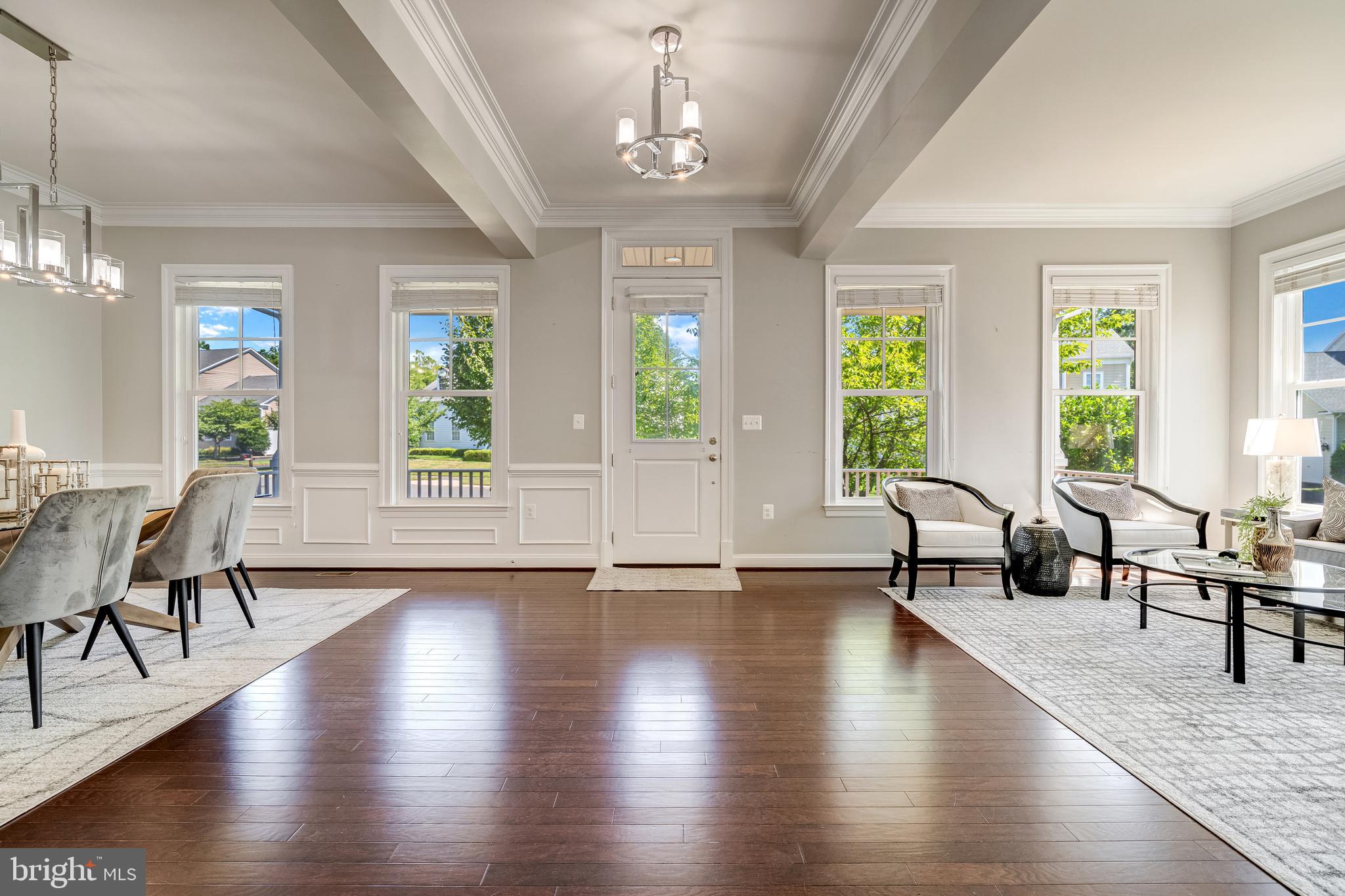 Real estate listing preview #3