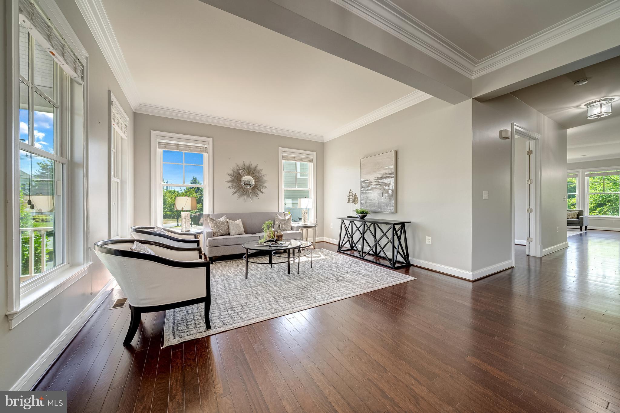 Real estate listing preview #5