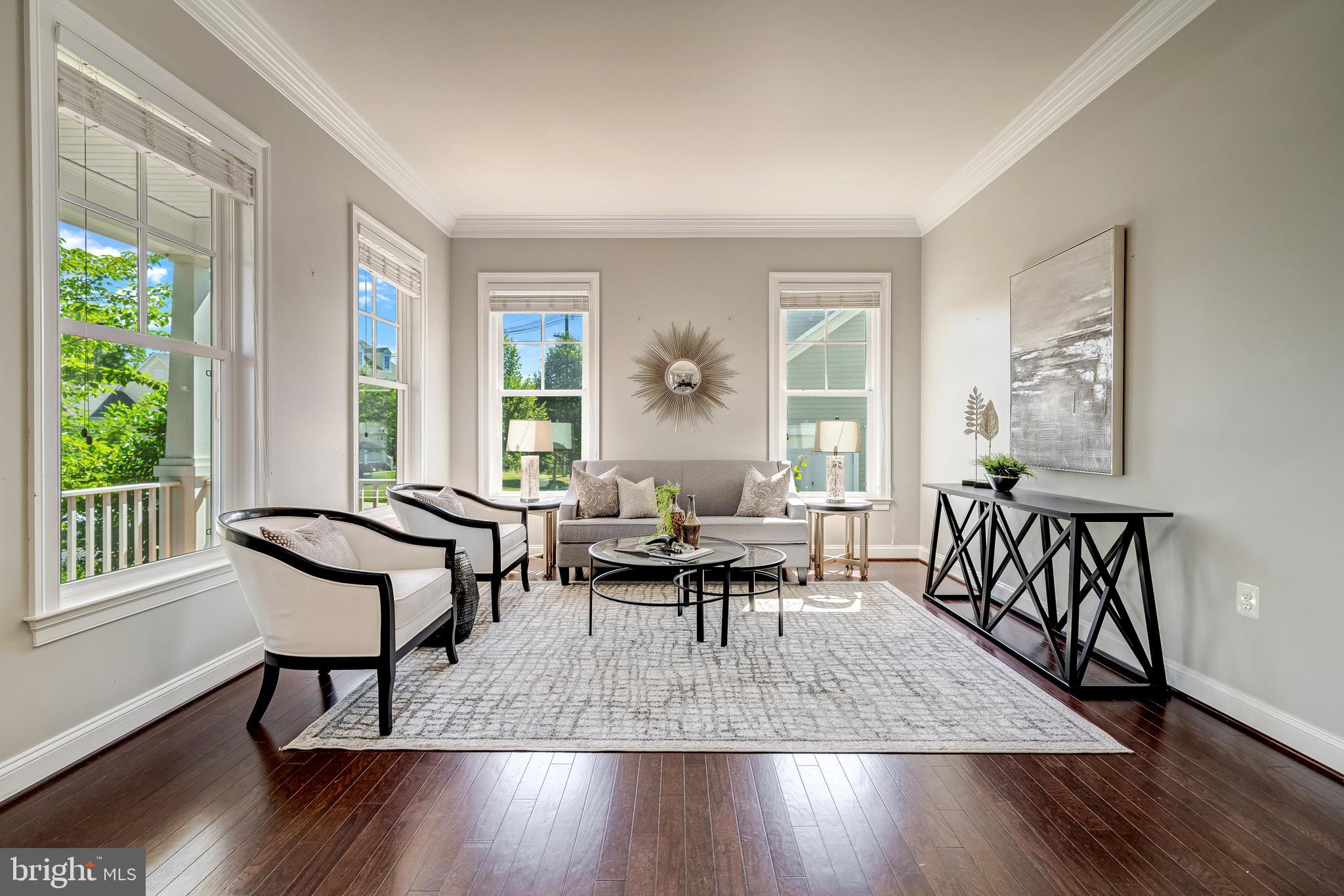 Real estate listing preview #4