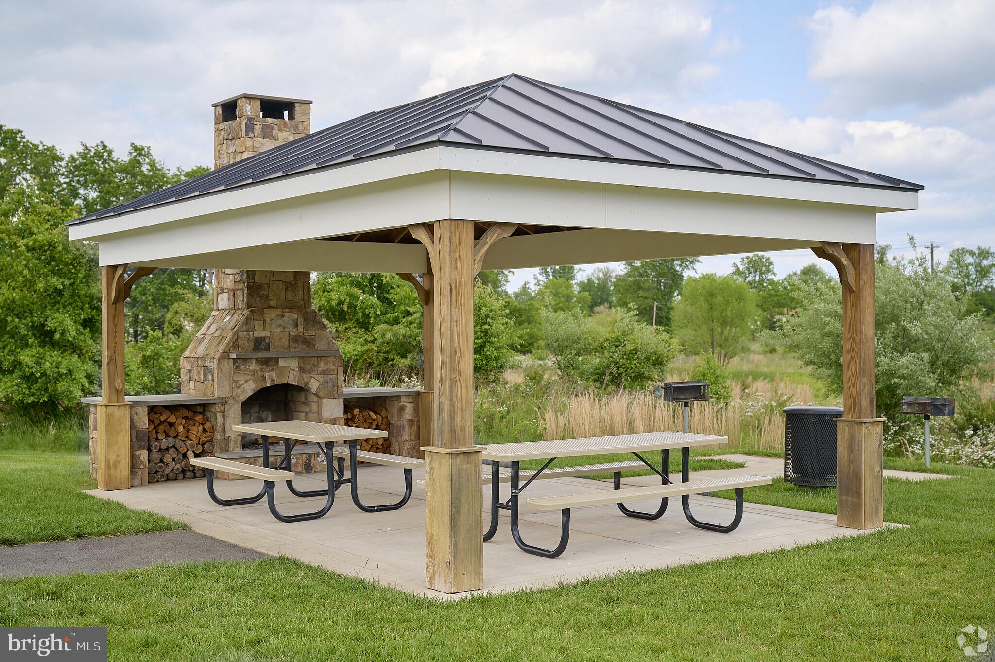 Real estate listing preview #60