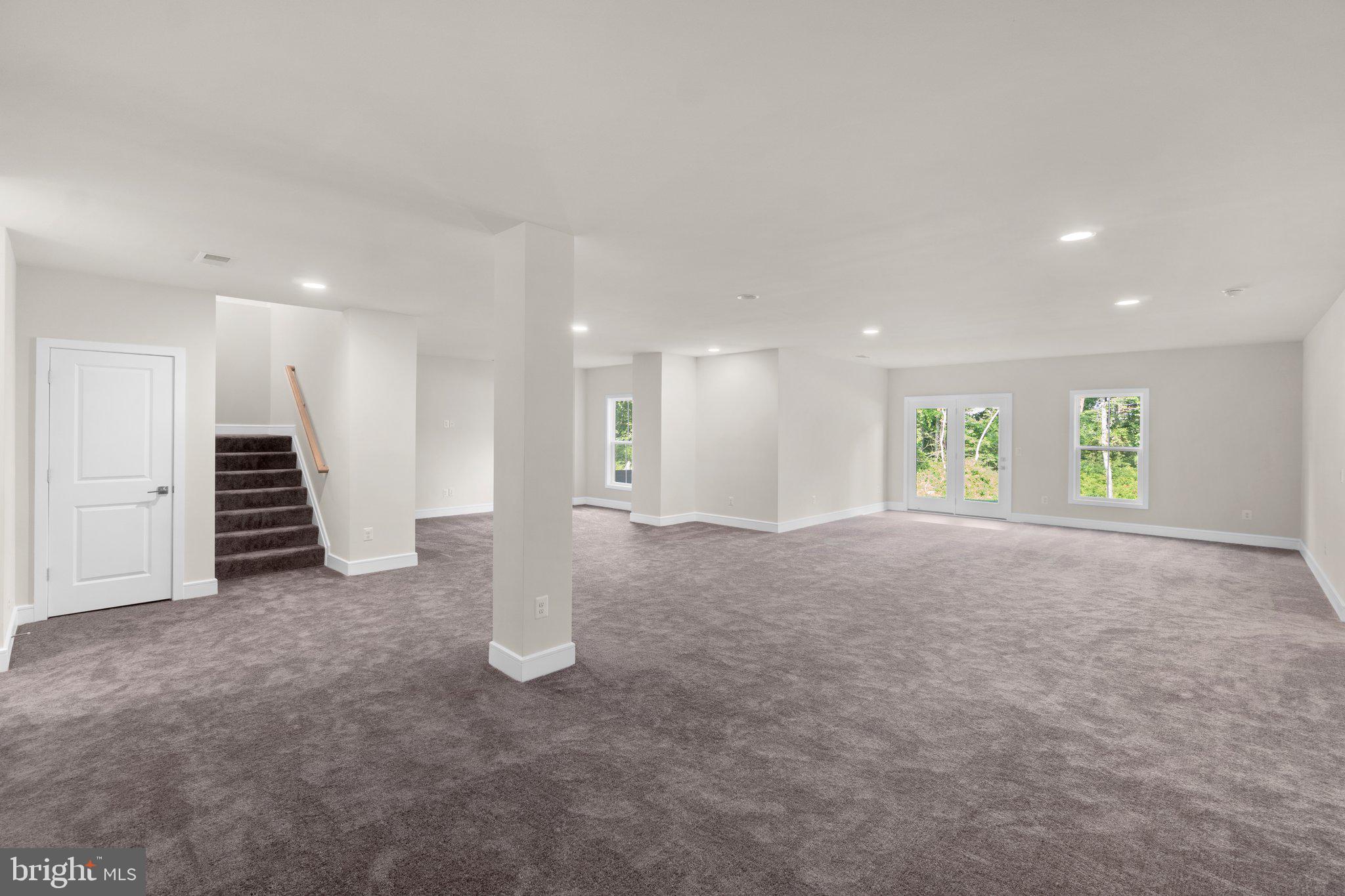 Real estate listing preview #14