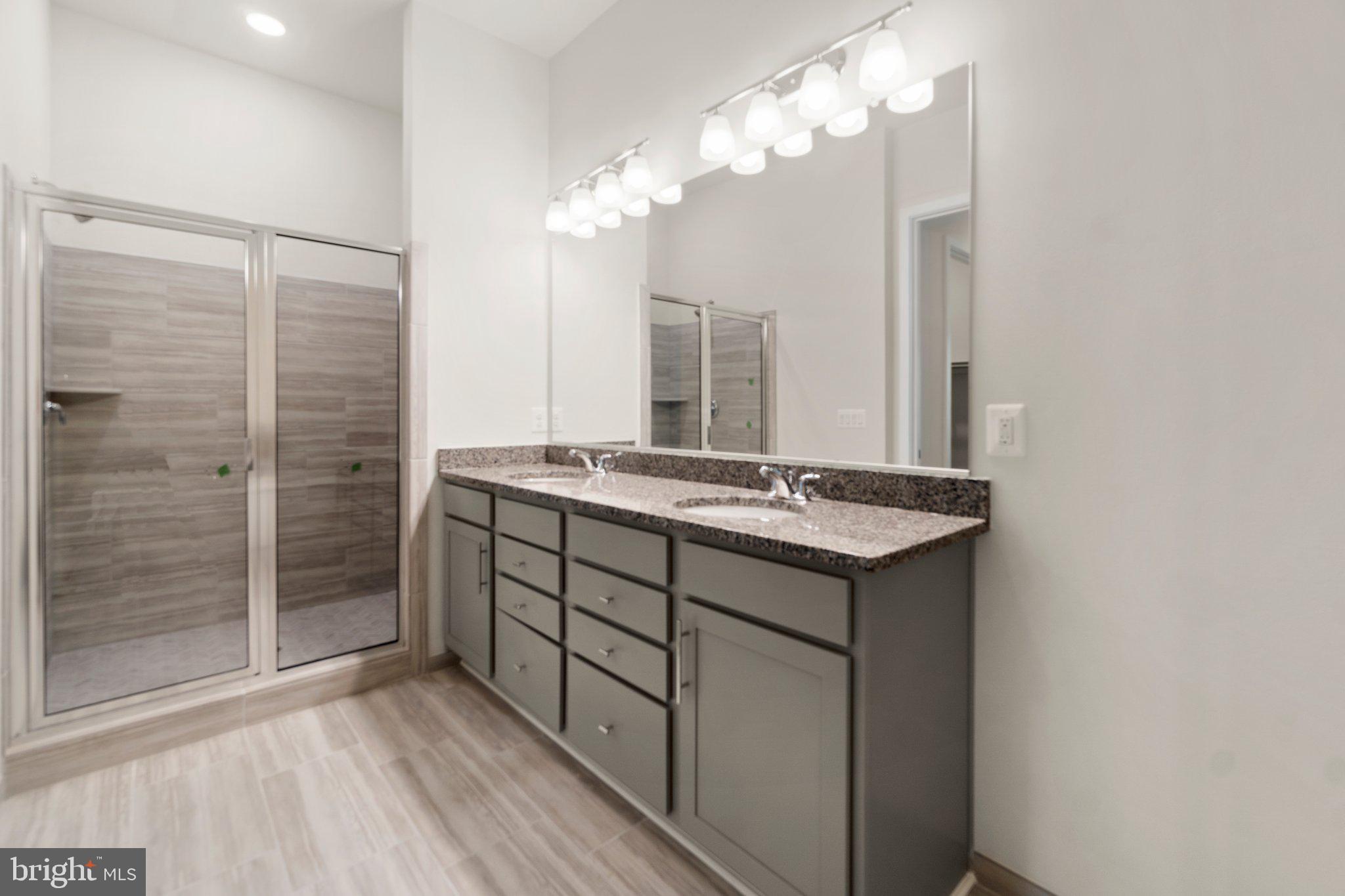 Real estate listing preview #10