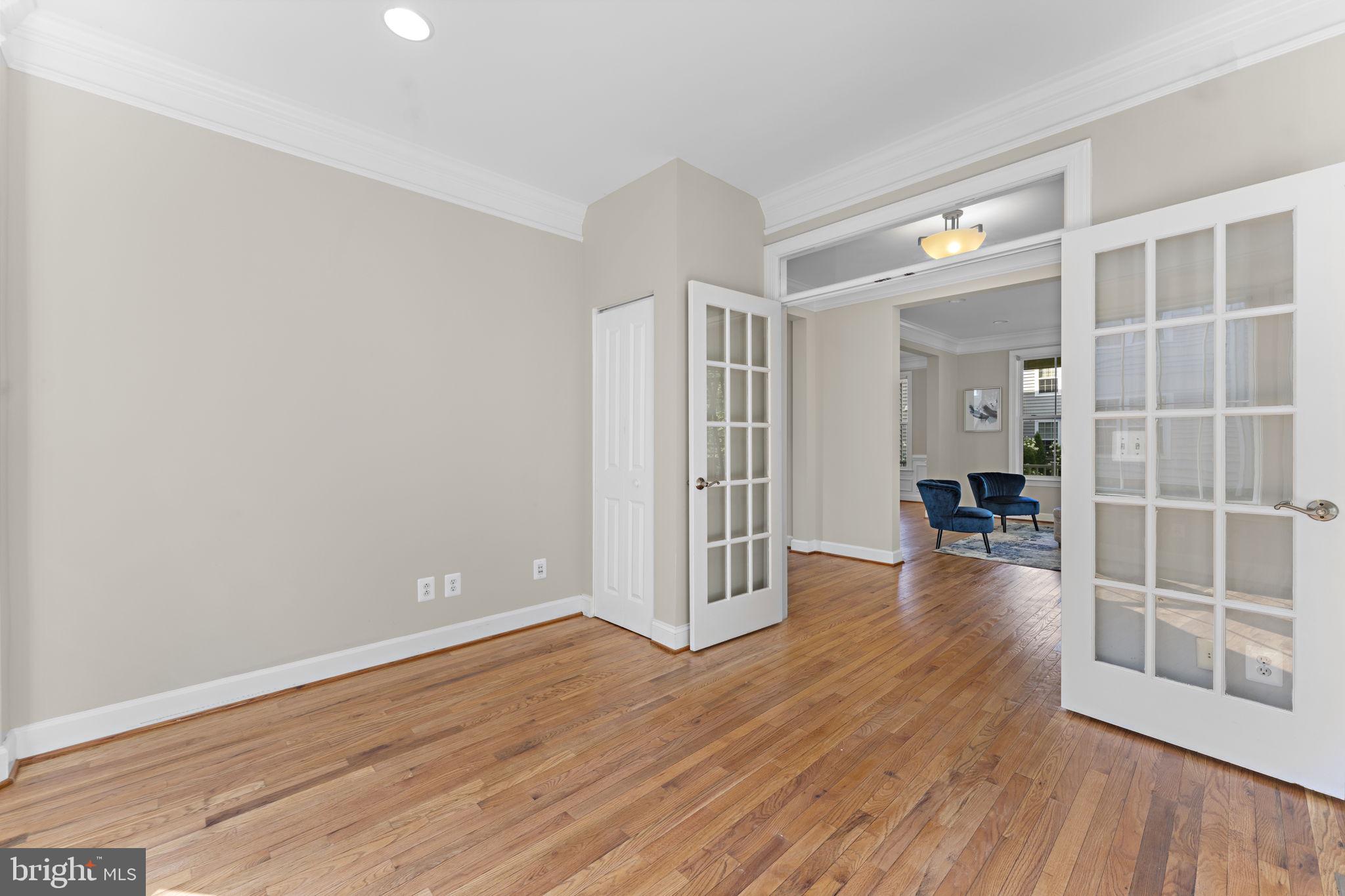 Real estate listing preview #10