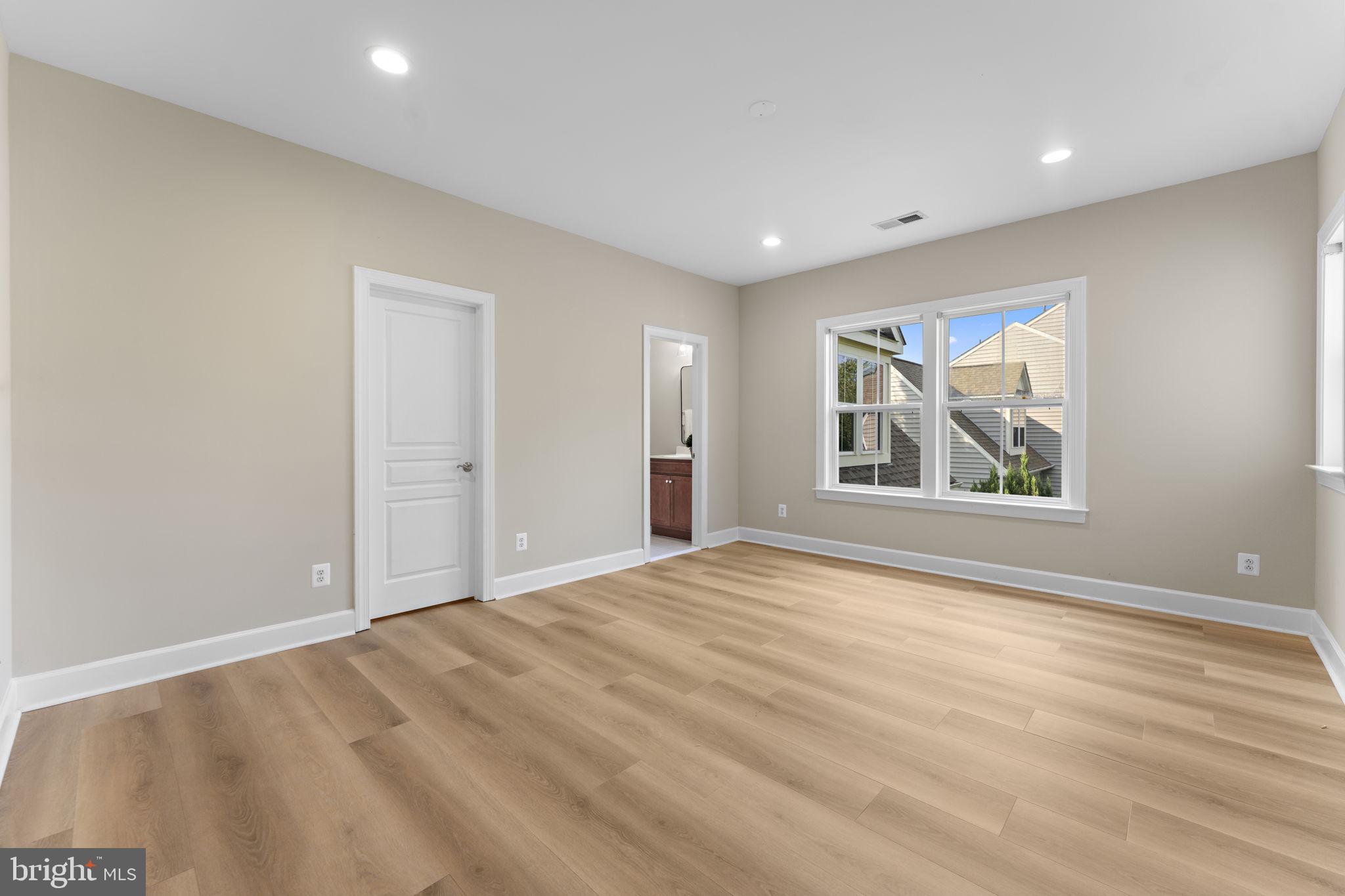 Real estate listing preview #30