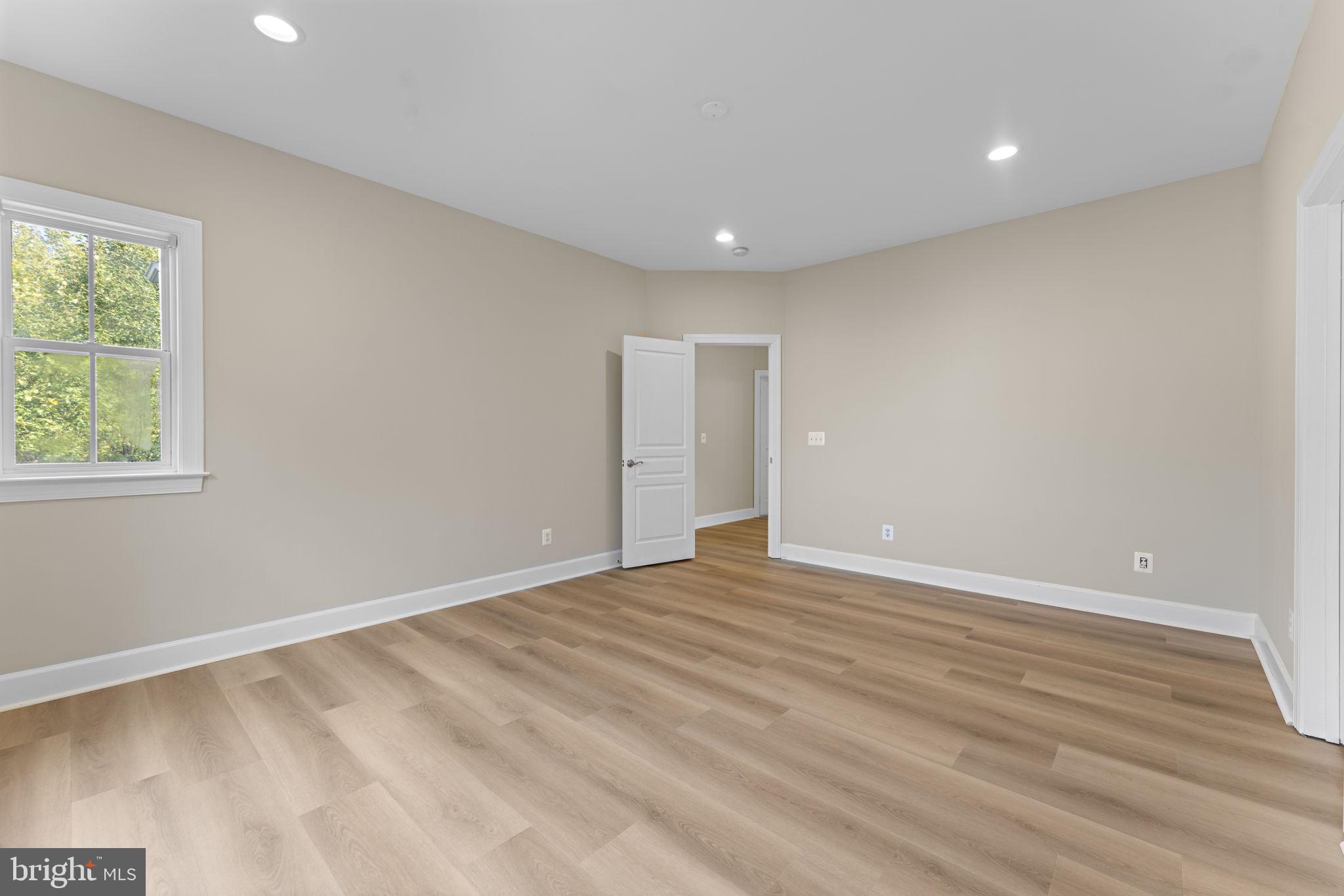 Real estate listing preview #31