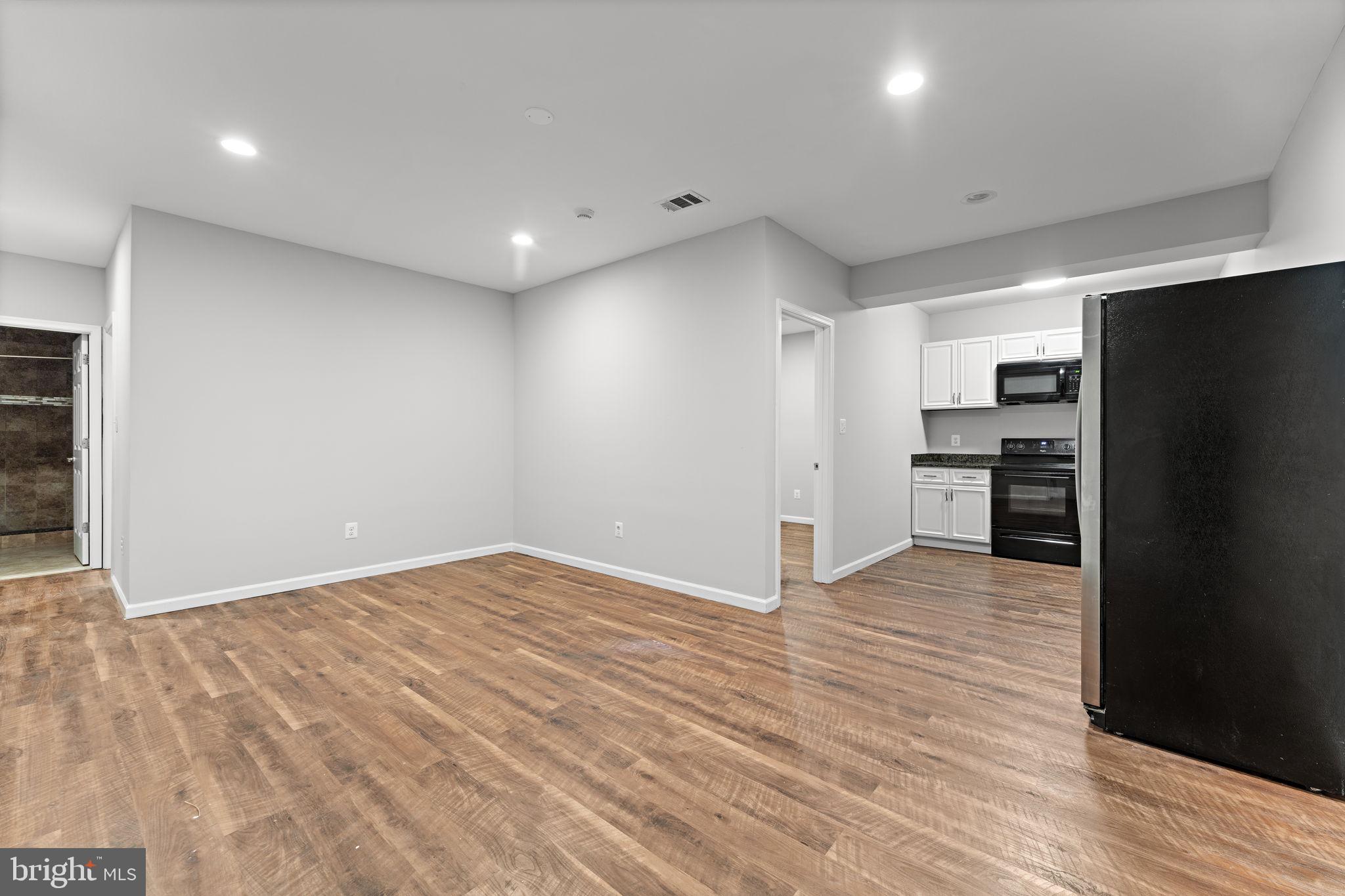 Real estate listing preview #53