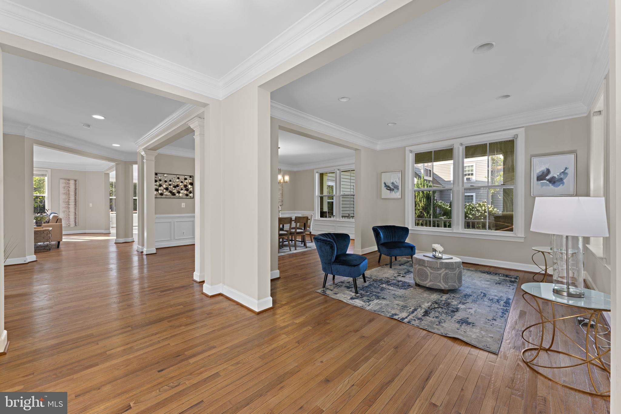 Real estate listing preview #12