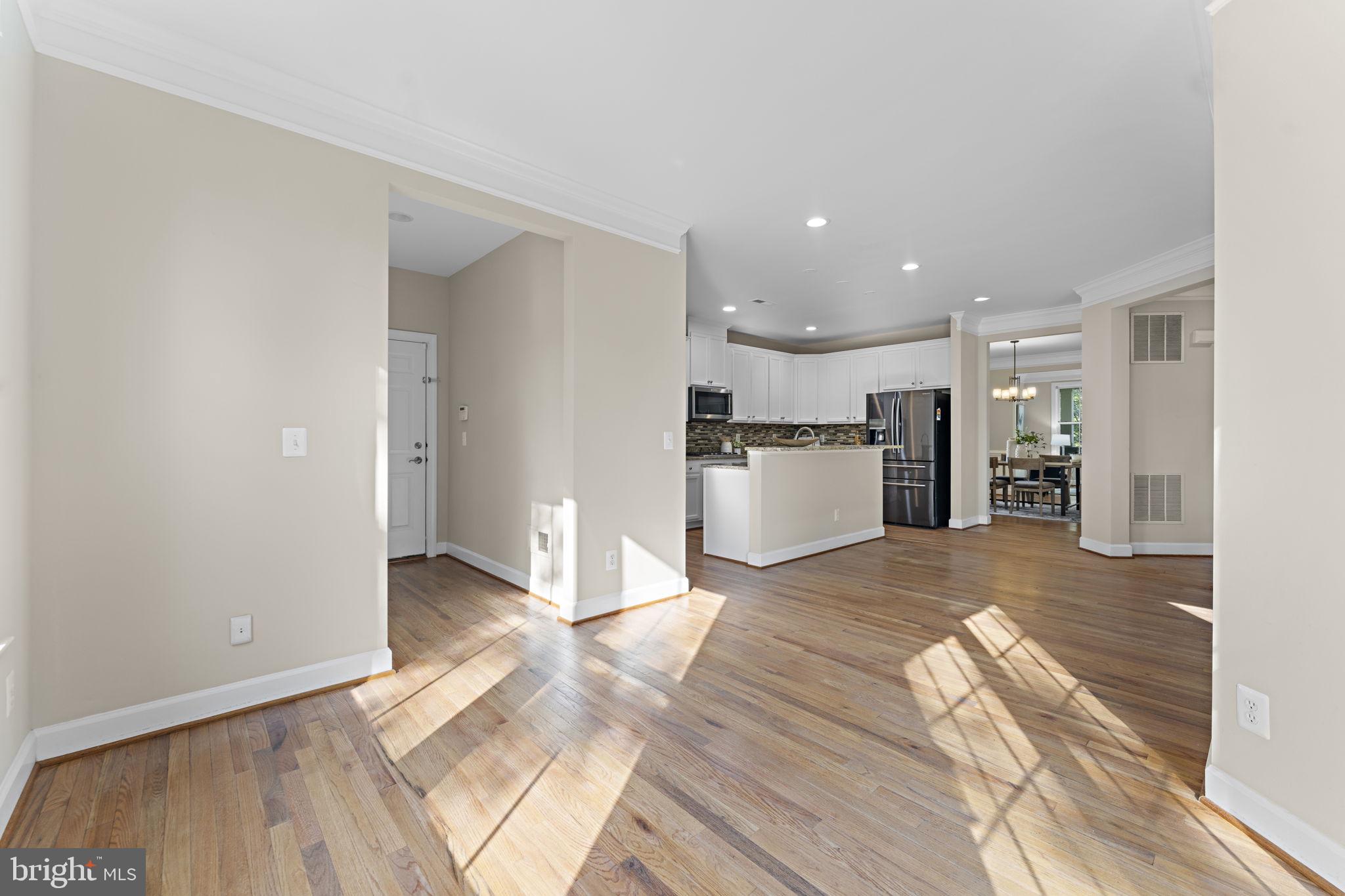 Real estate listing preview #29