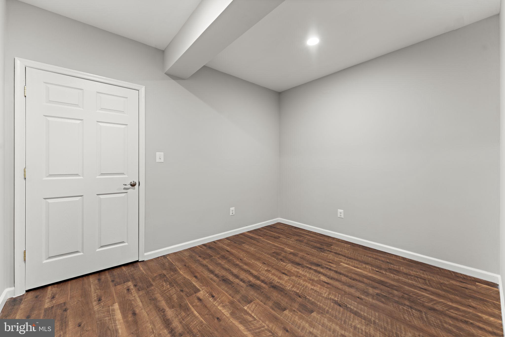 Real estate listing preview #54