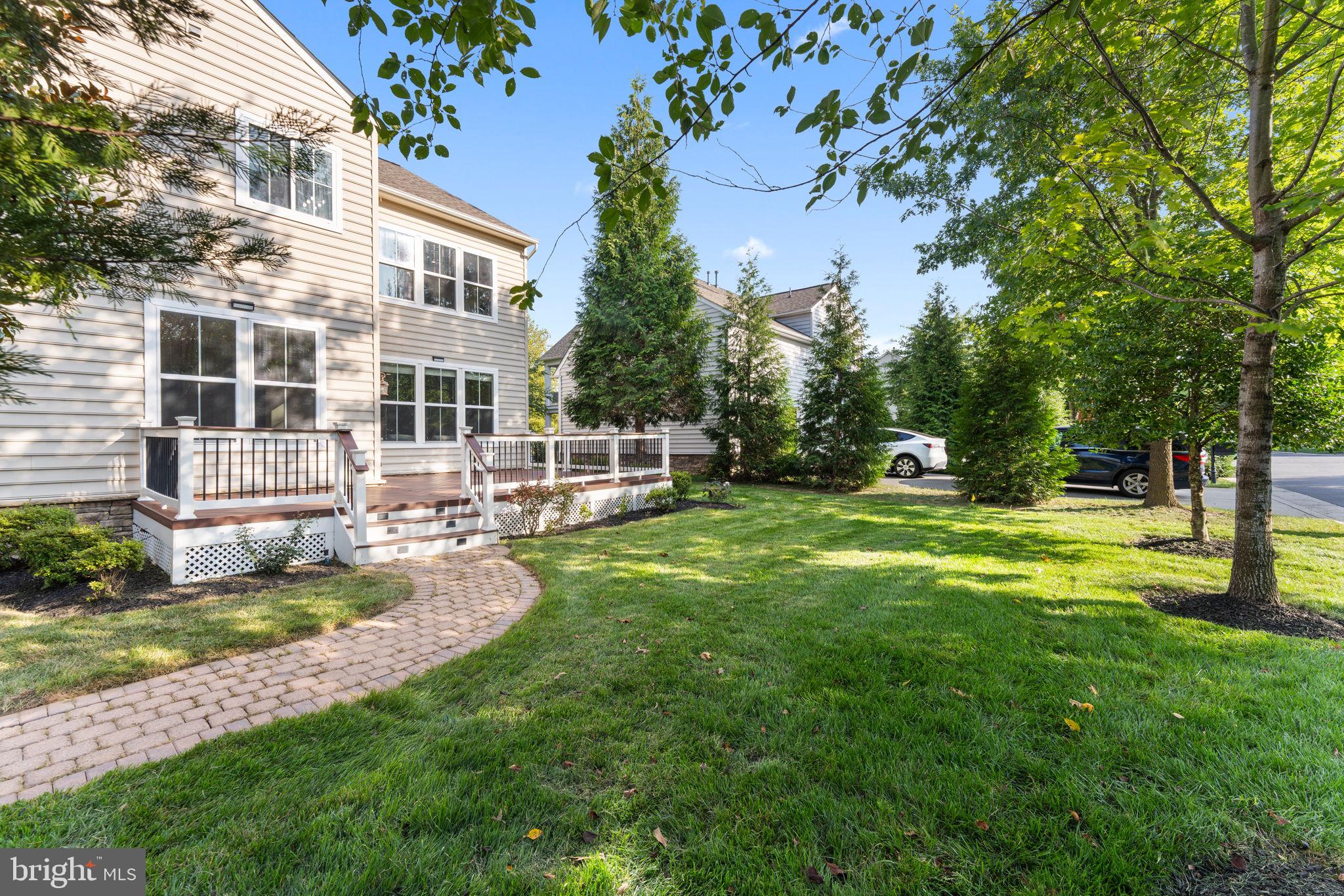 Real estate listing preview #56