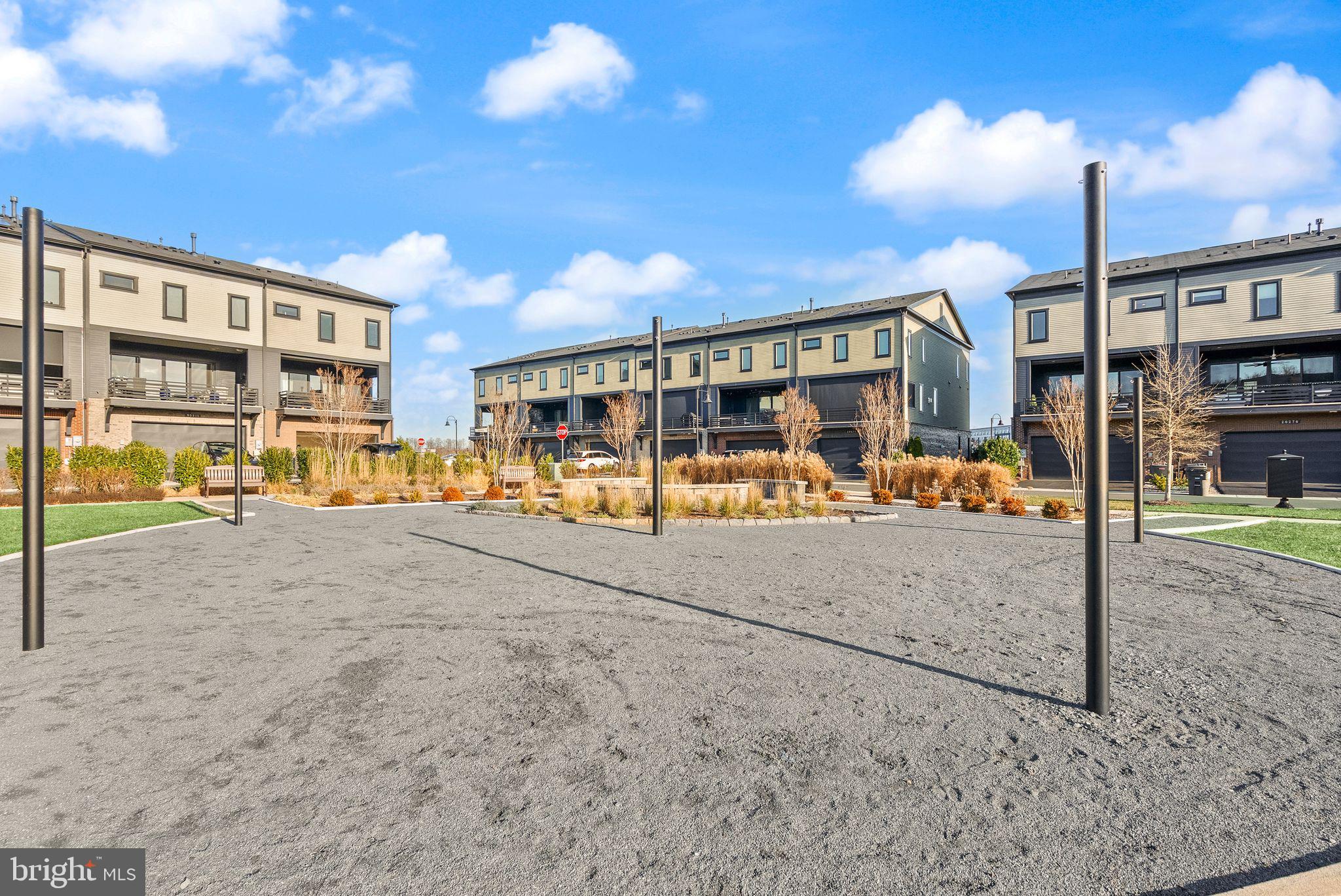 Real estate listing preview #51