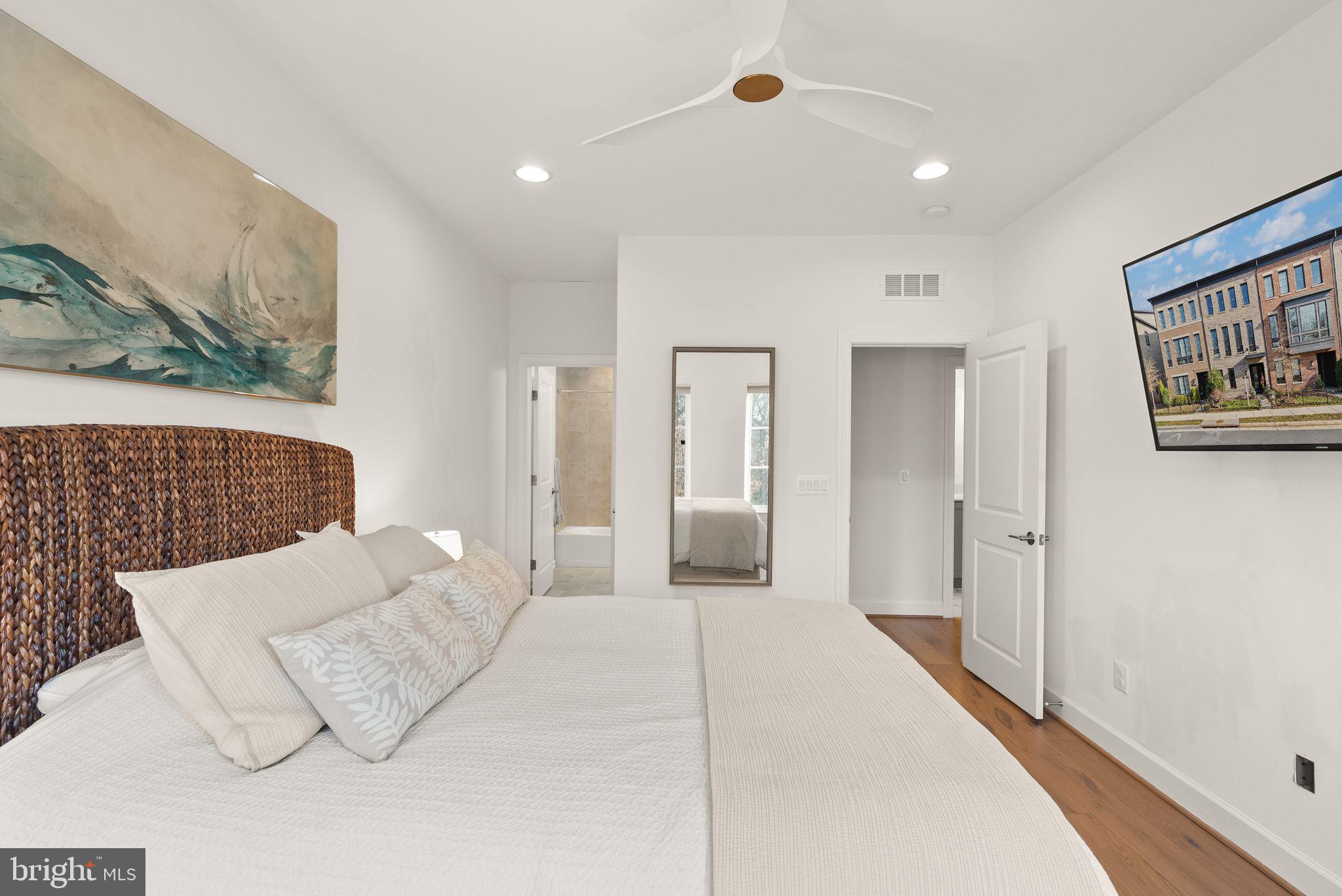 Real estate listing preview #41