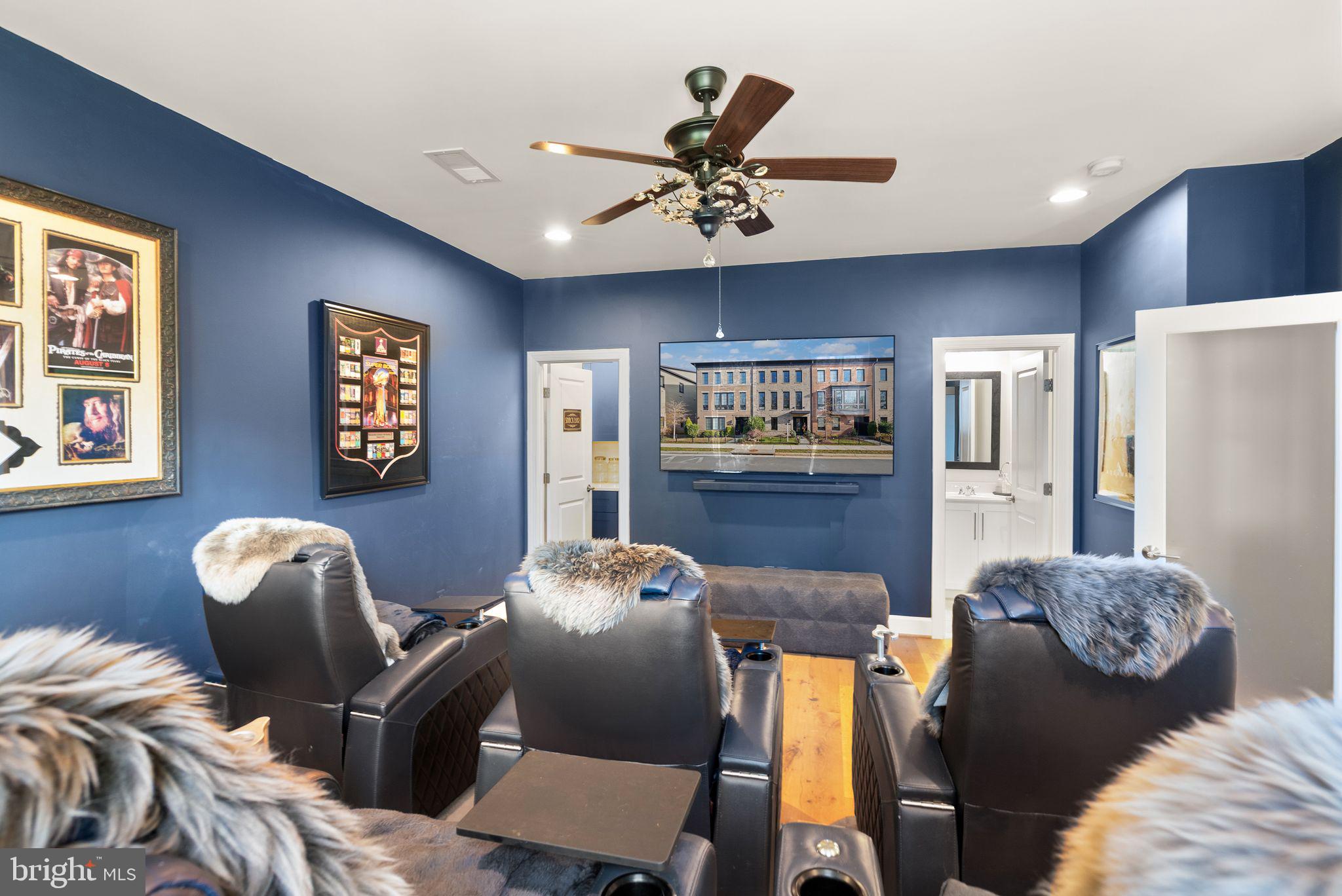 Real estate listing preview #8