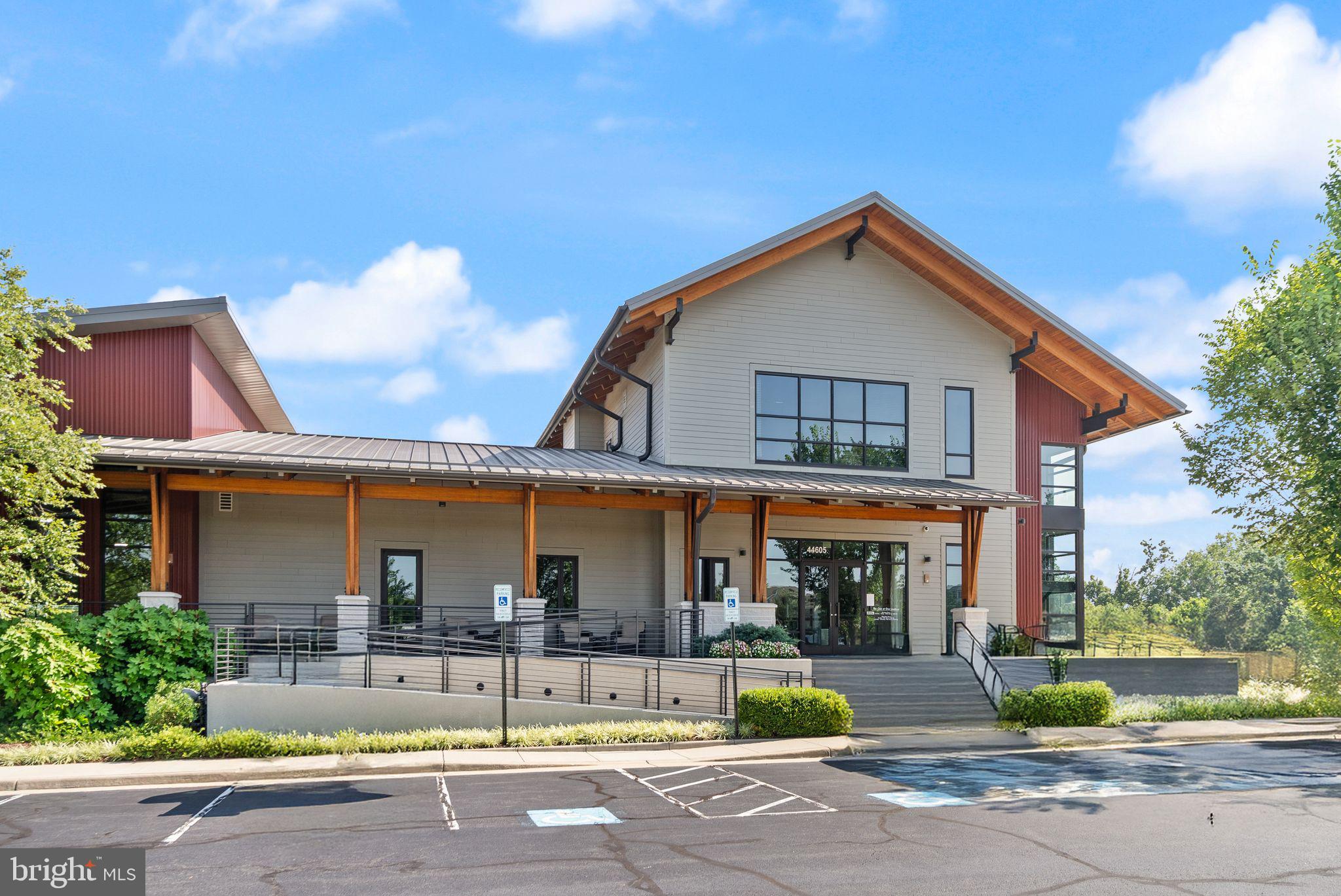 Real estate listing preview #58