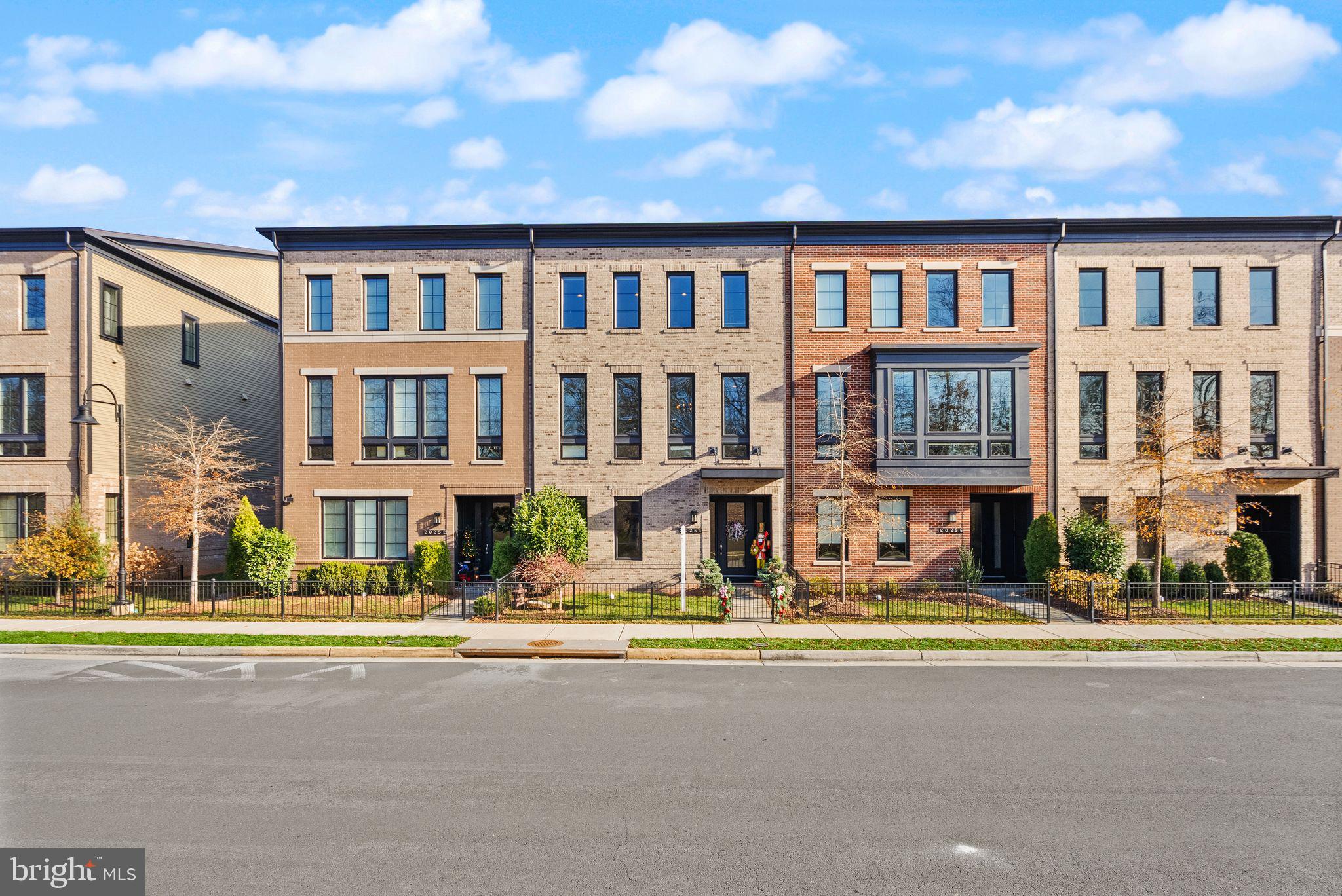 Real estate listing preview #52