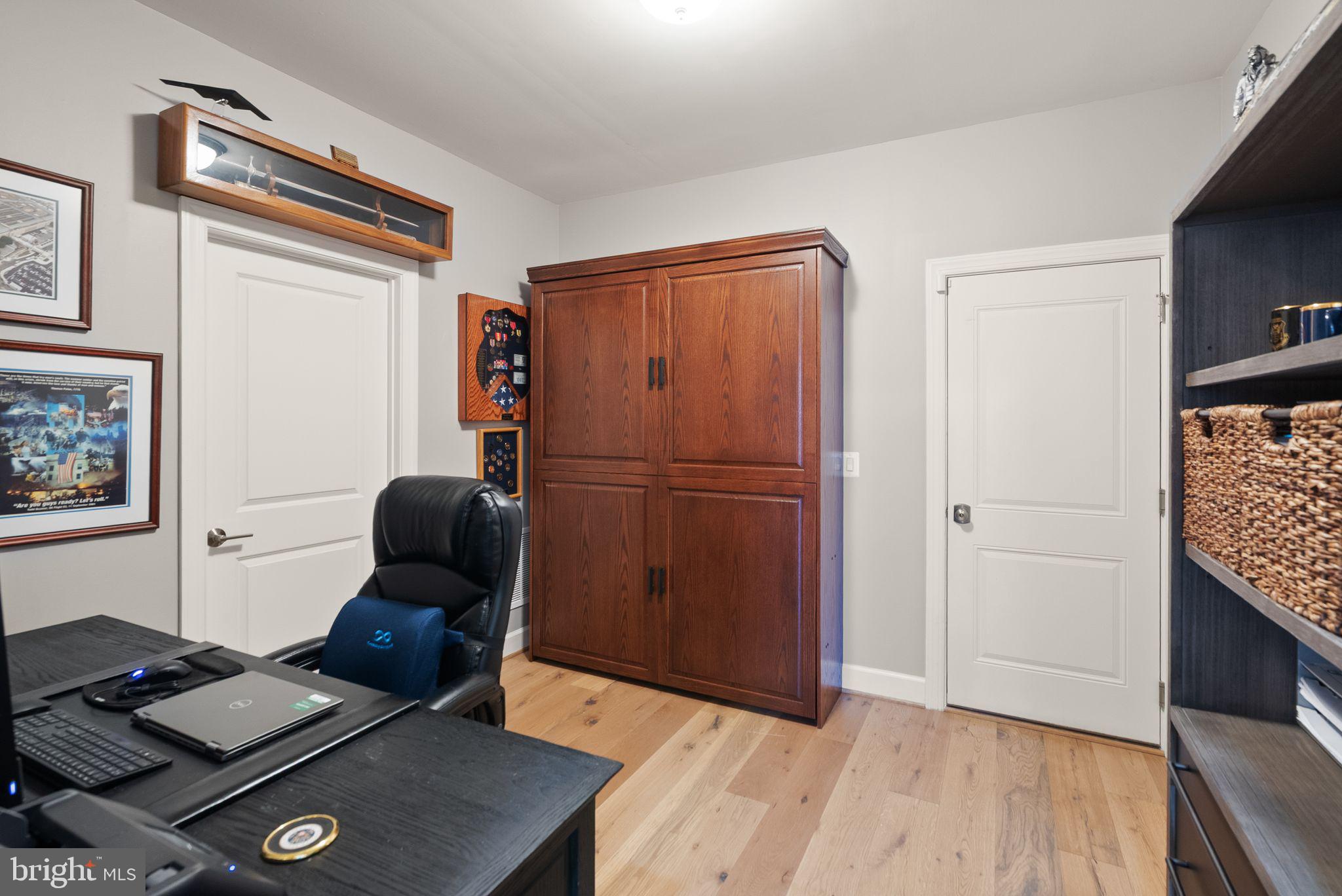 Real estate listing preview #10